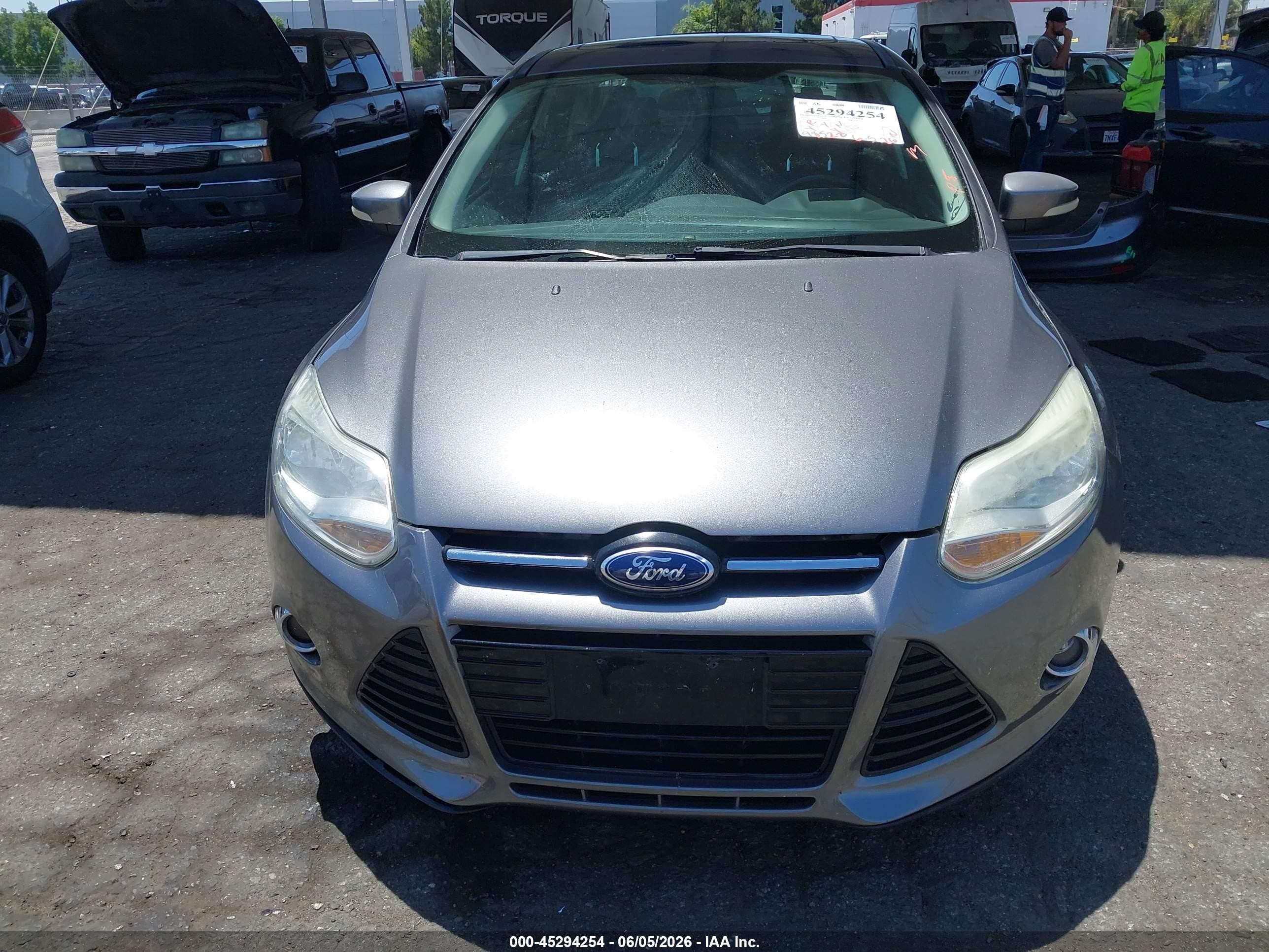 2012 Ford Focus Sel Gray vin: 1FAHP3H25CL371900
