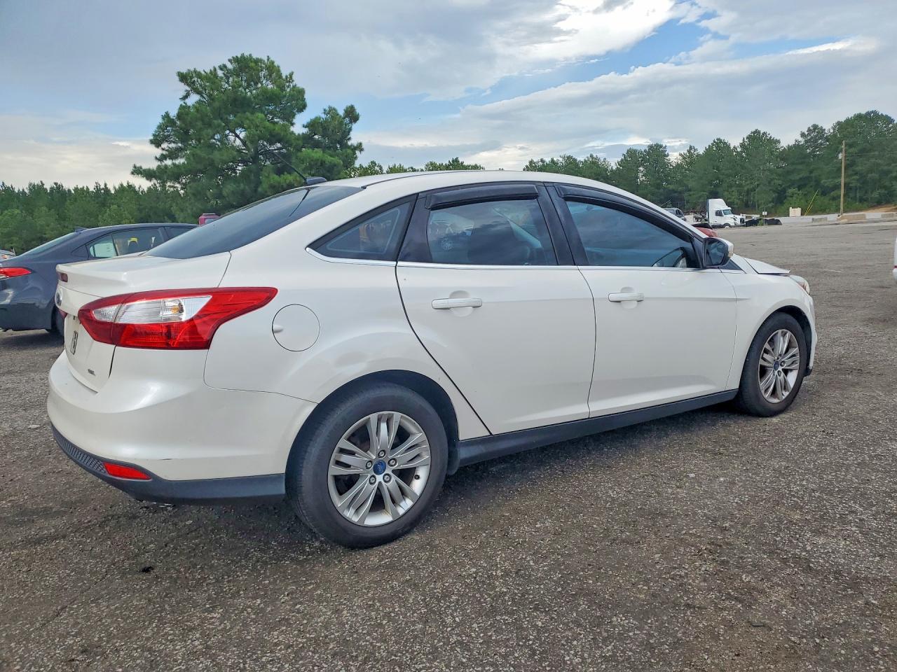 2012 Ford Focus Sel White vin: 1FAHP3H25CL474363