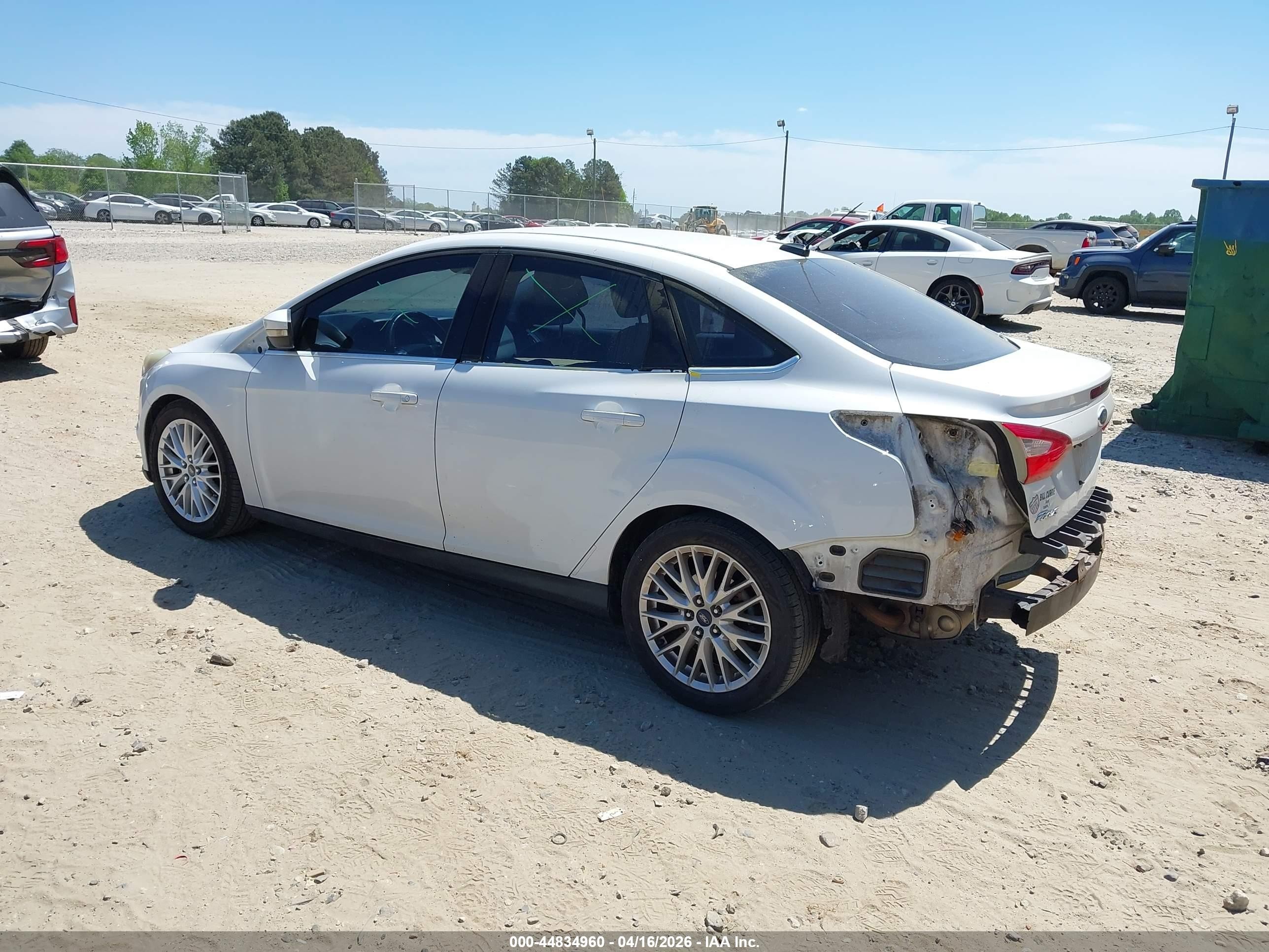 2012 Ford Focus Sel White vin: 1FAHP3H26CL138446