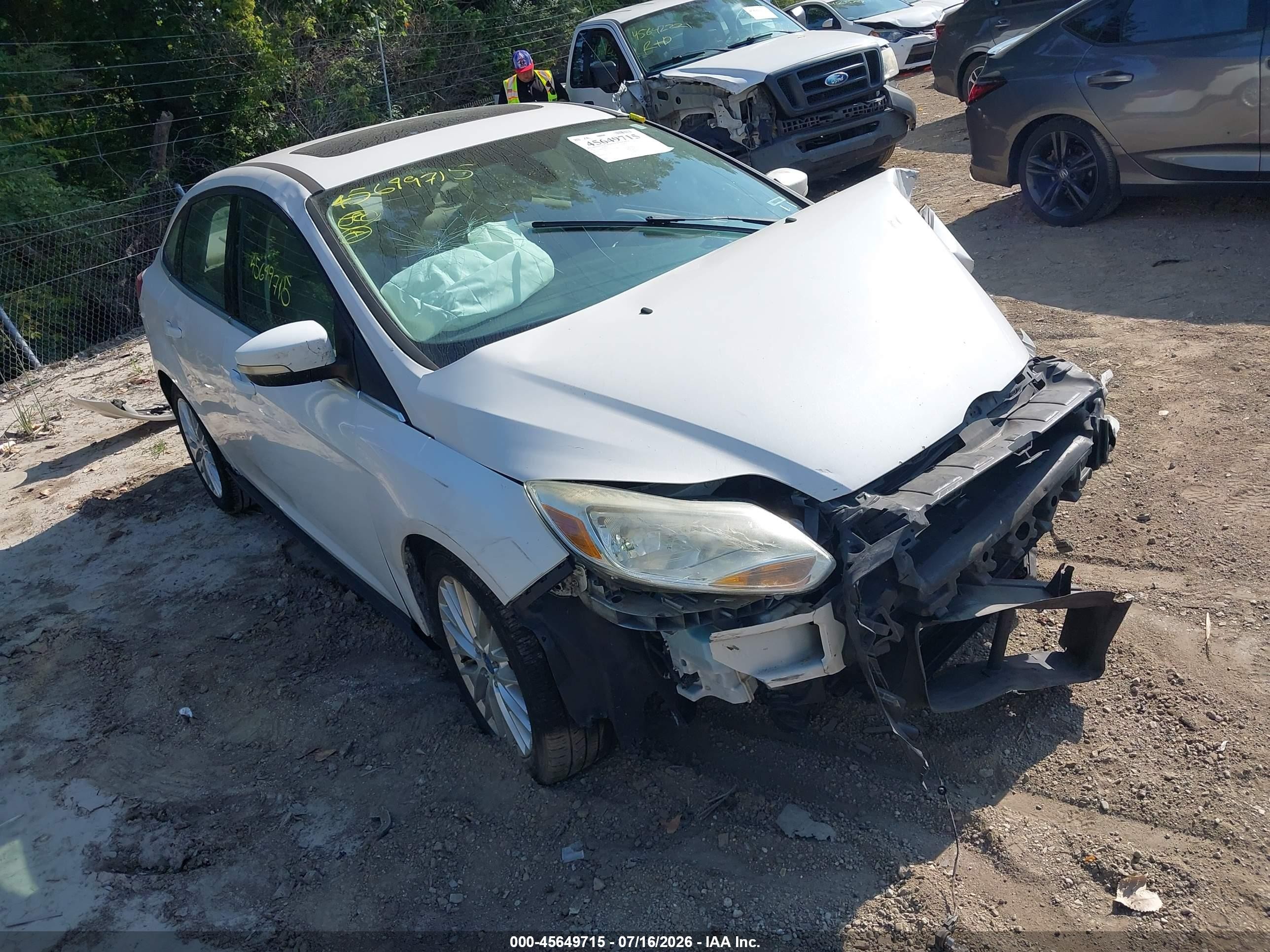 2012 Ford Focus Sel White vin: 1FAHP3H26CL435393