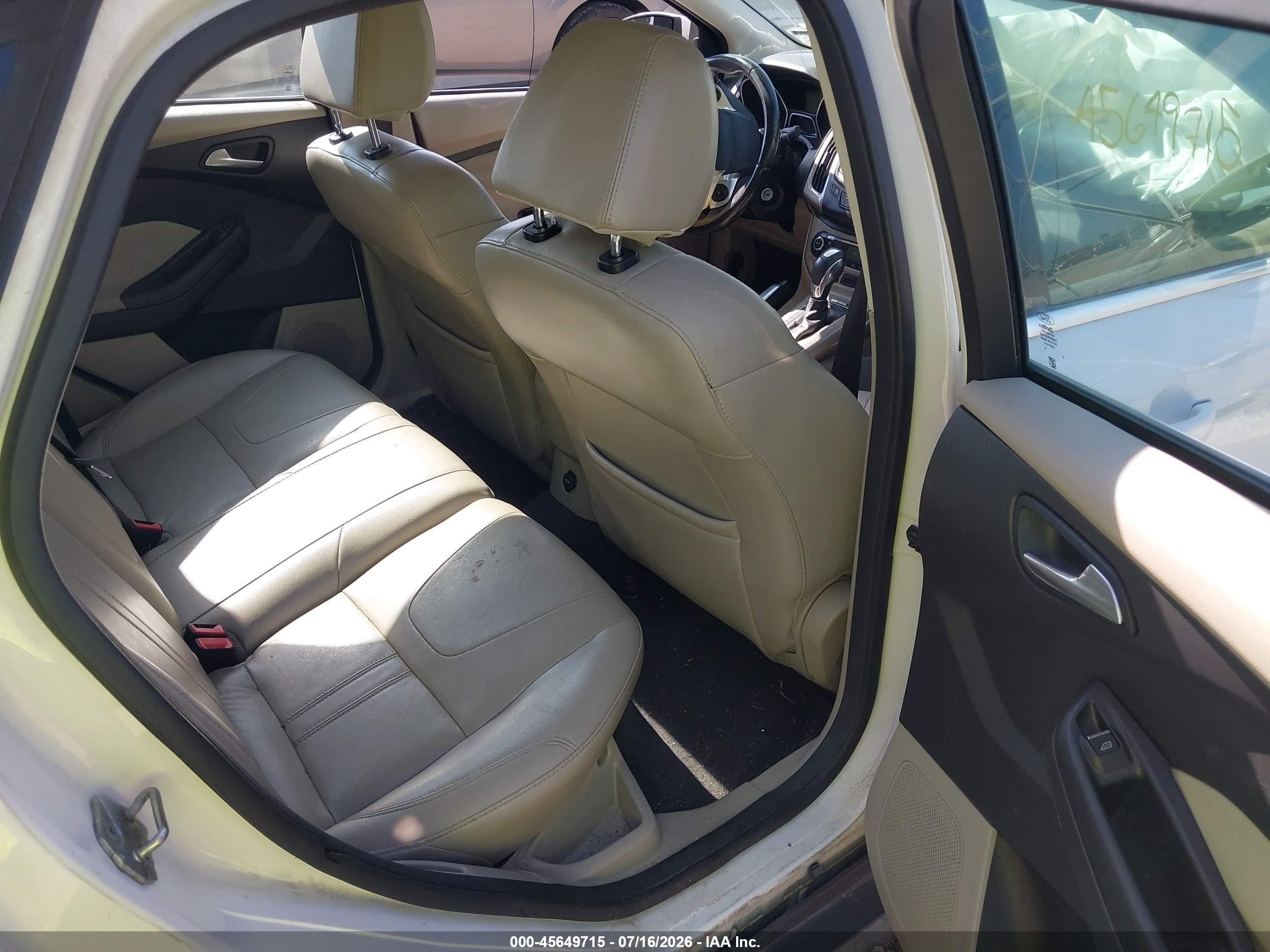 2012 Ford Focus Sel Белый vin: 1FAHP3H26CL435393
