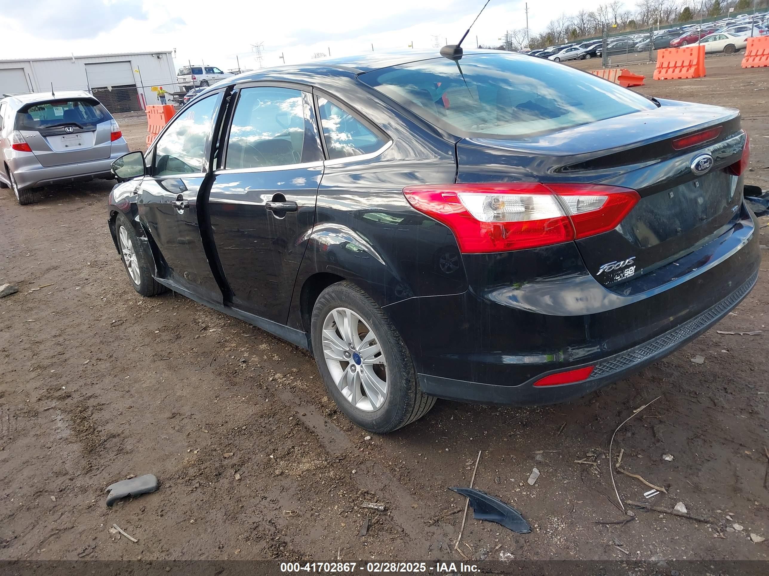 2012 Ford Focus Sel Black vin: 1FAHP3H27CL357626