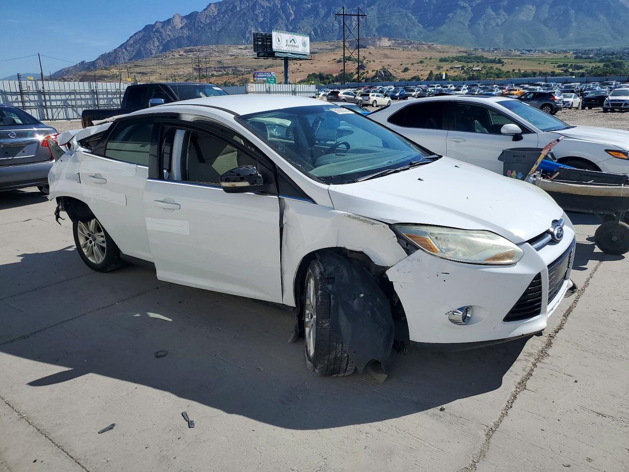 2012 Ford Focus Sel White vin: 1FAHP3H27CL416917