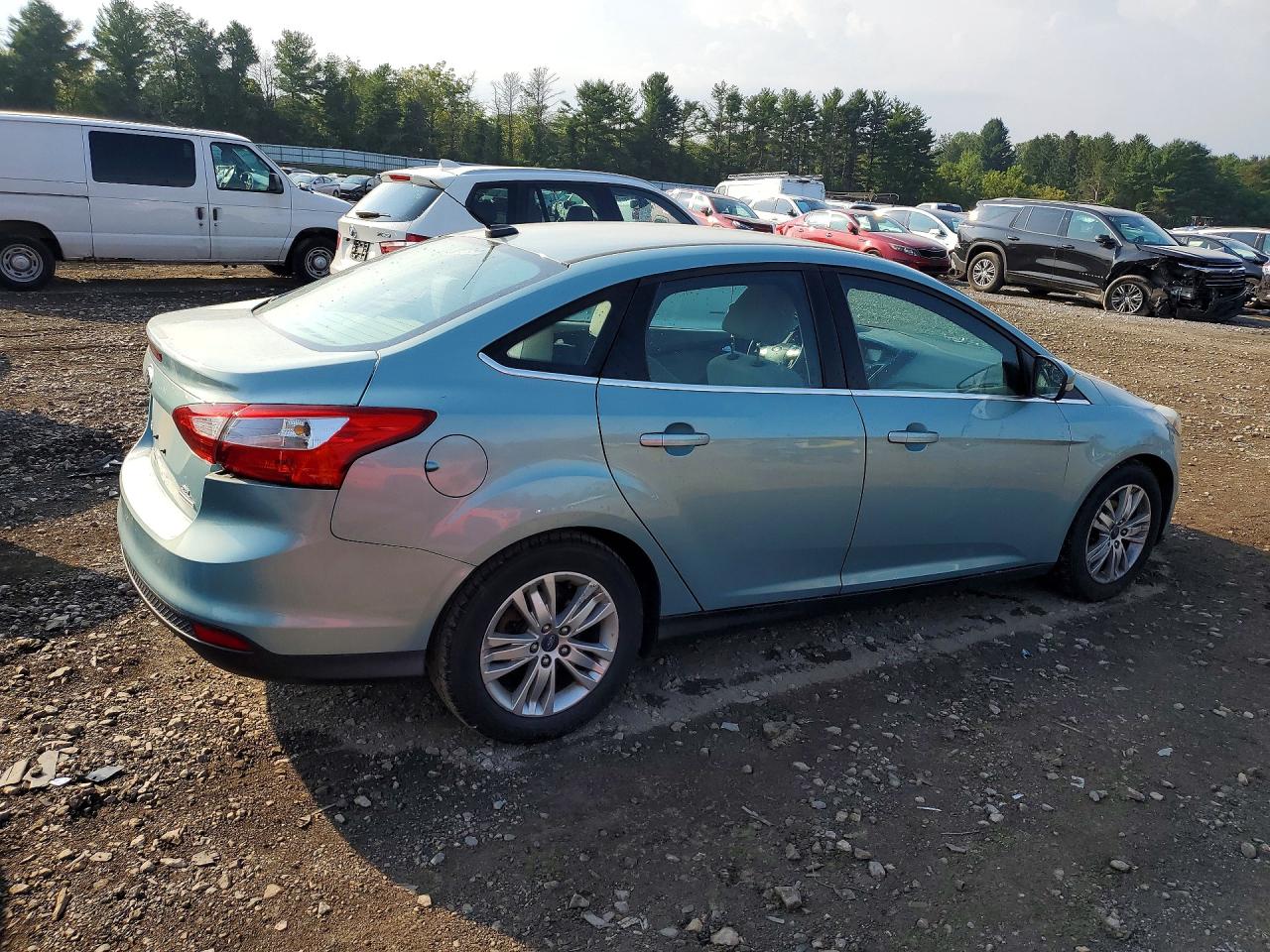 2012 Ford Focus Sel Синий vin: 1FAHP3H27CL479371