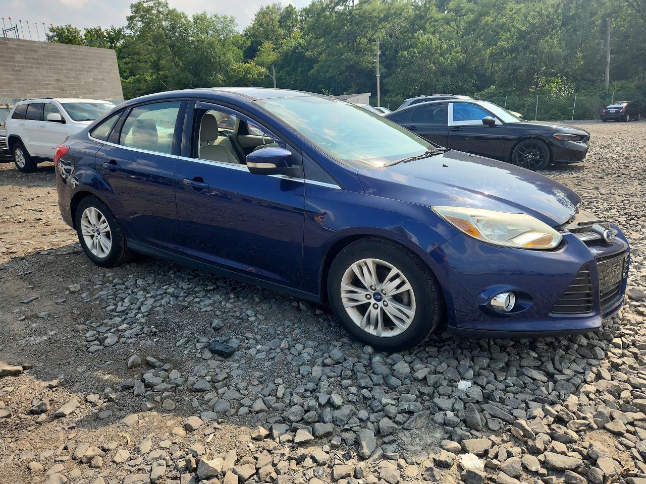 2012 Ford Focus Sel Blue vin: 1FAHP3H28CL149707