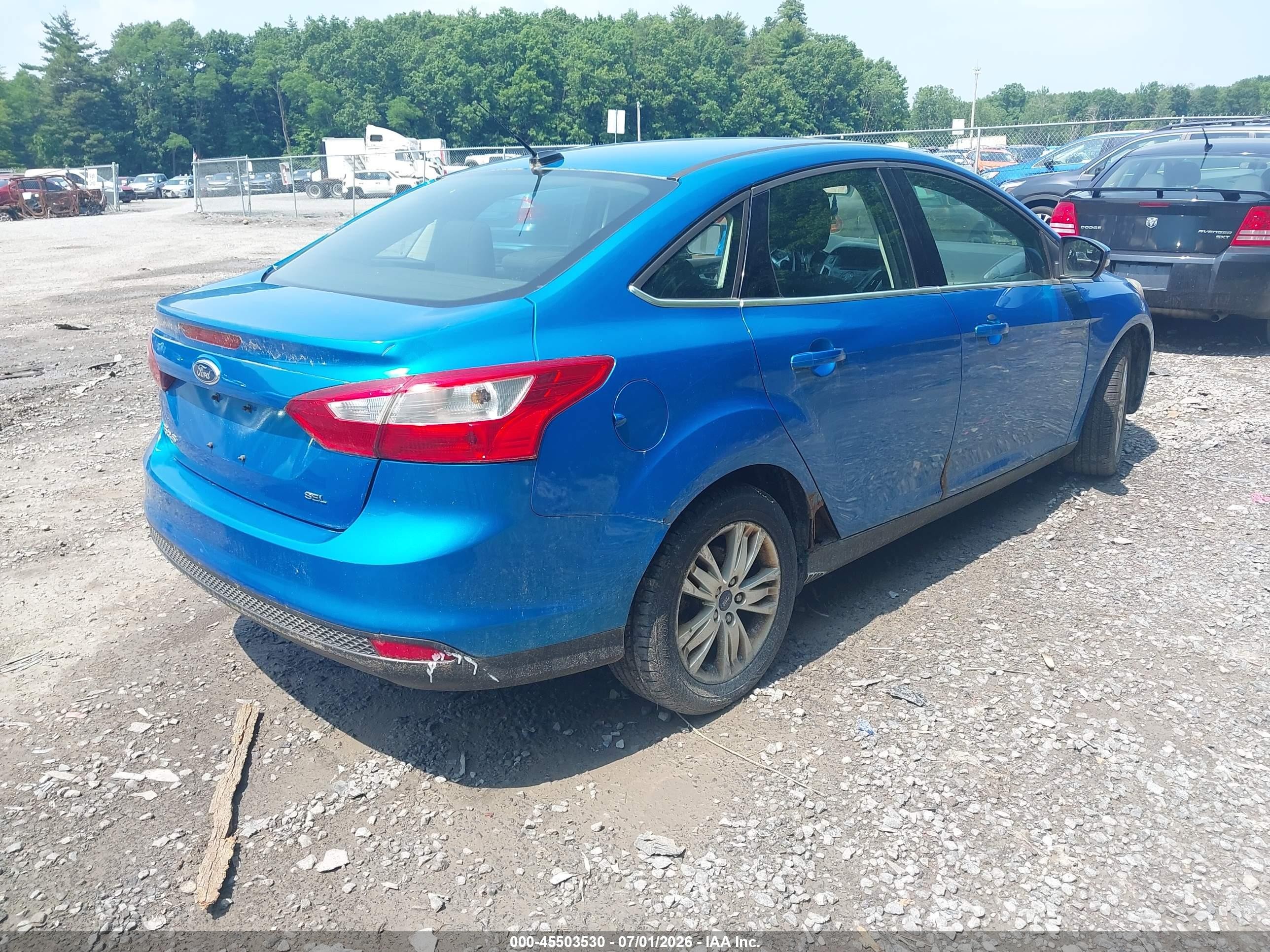 2012 Ford Focus Sel Blue vin: 1FAHP3H28CL163218
