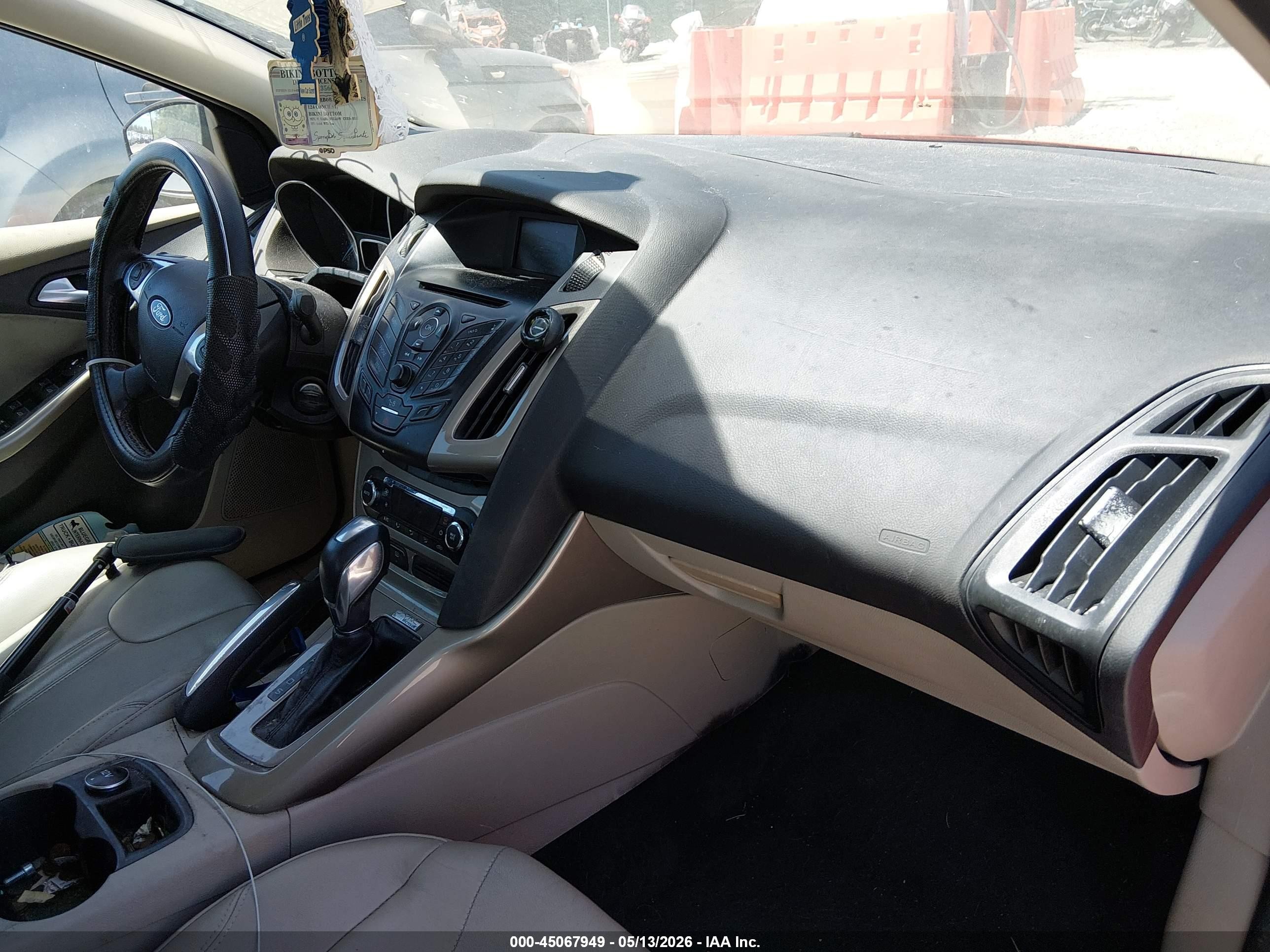 2012 Ford Focus Sel Red vin: 1FAHP3H28CL333979