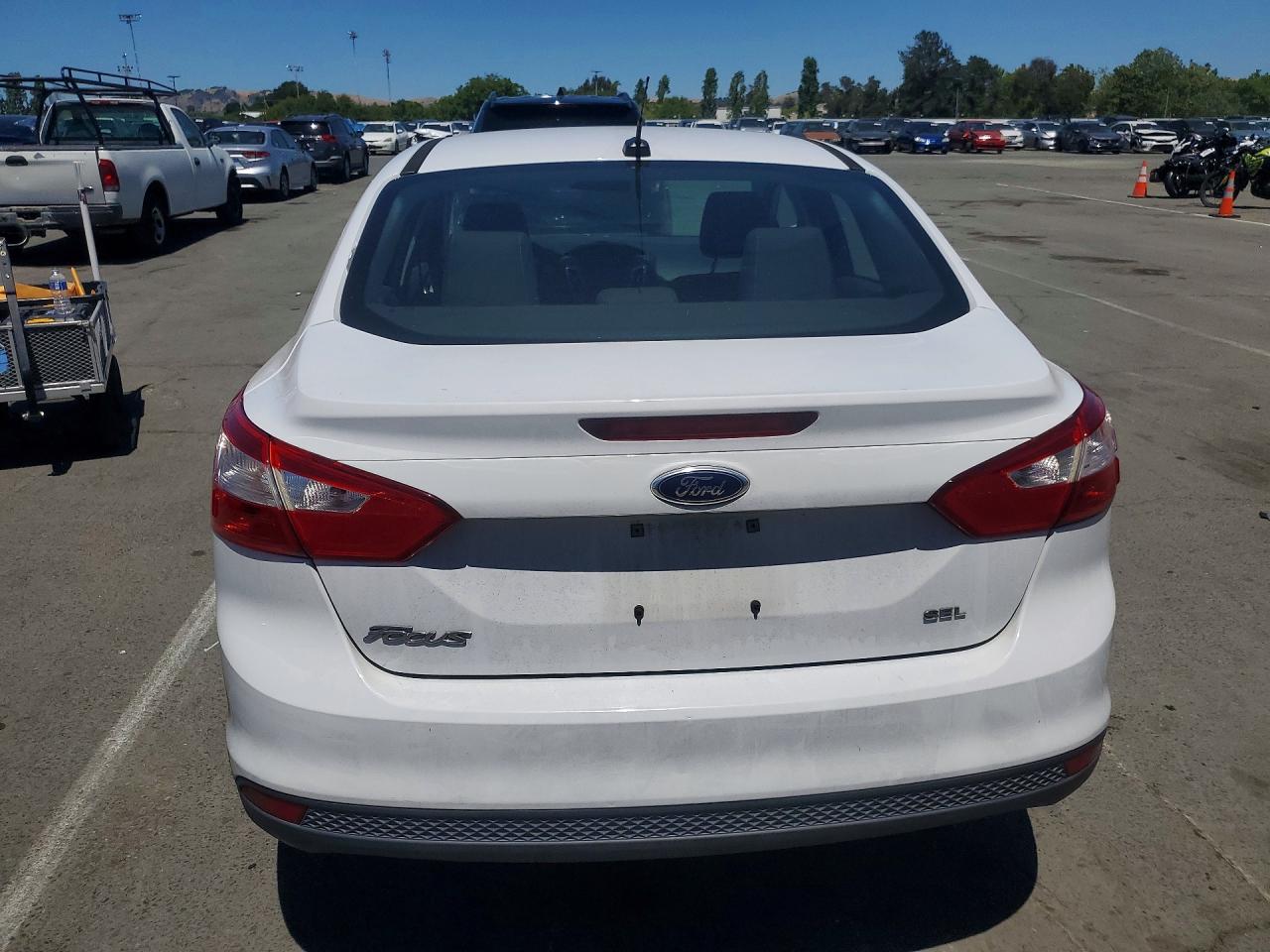2012 Ford Focus Sel White vin: 1FAHP3H28CL339913