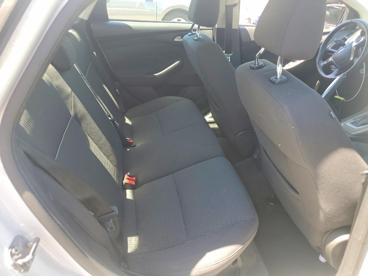 2012 Ford Focus Sel White vin: 1FAHP3H28CL339913