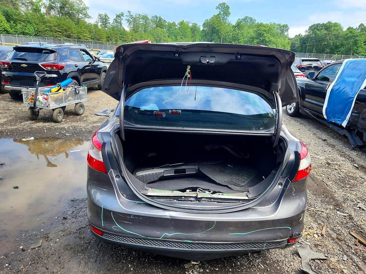 2012 Ford Focus Sel Charcoal vin: 1FAHP3H28CL394460