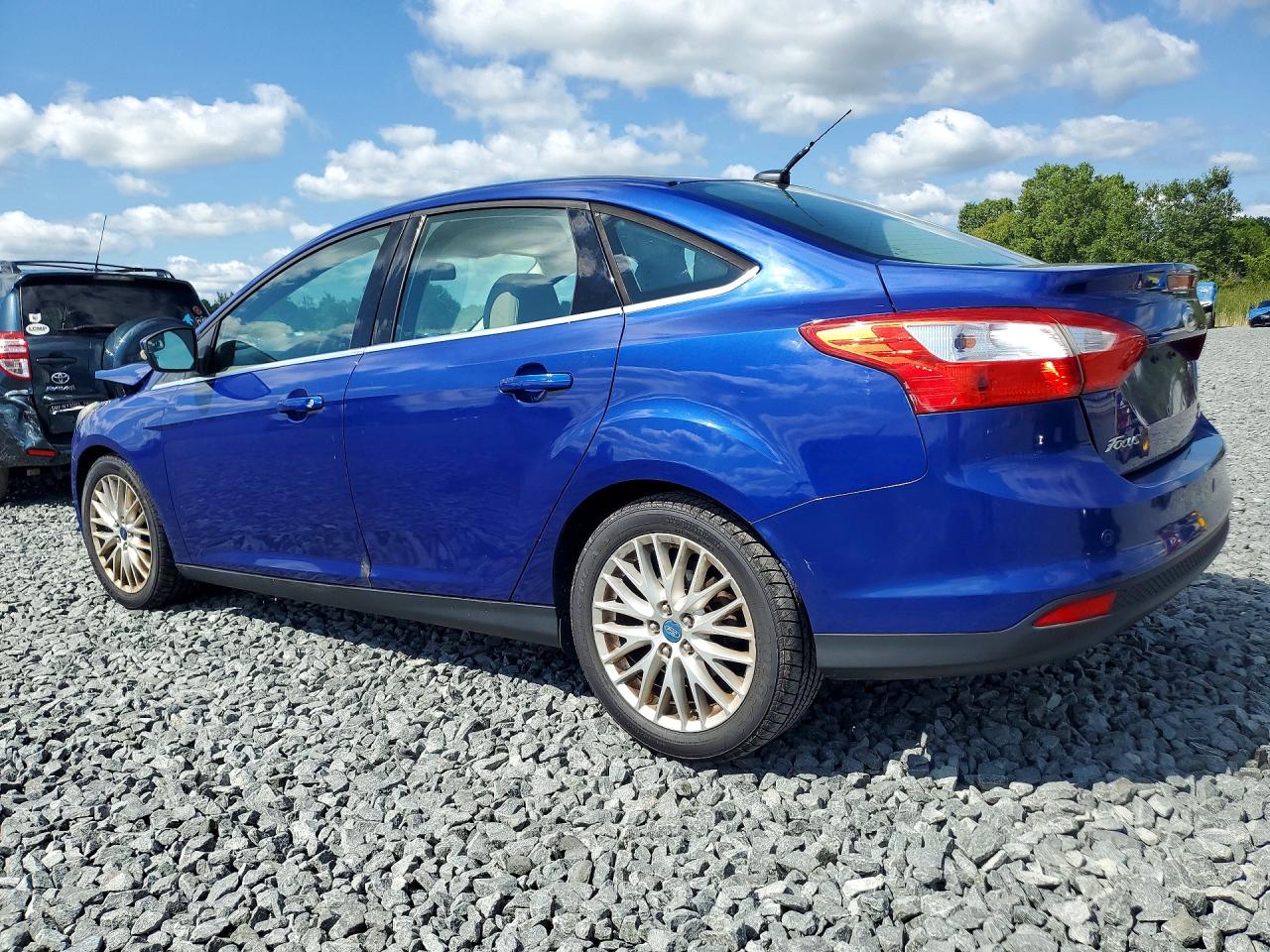 2012 Ford Focus Sel Blue vin: 1FAHP3H28CL464121