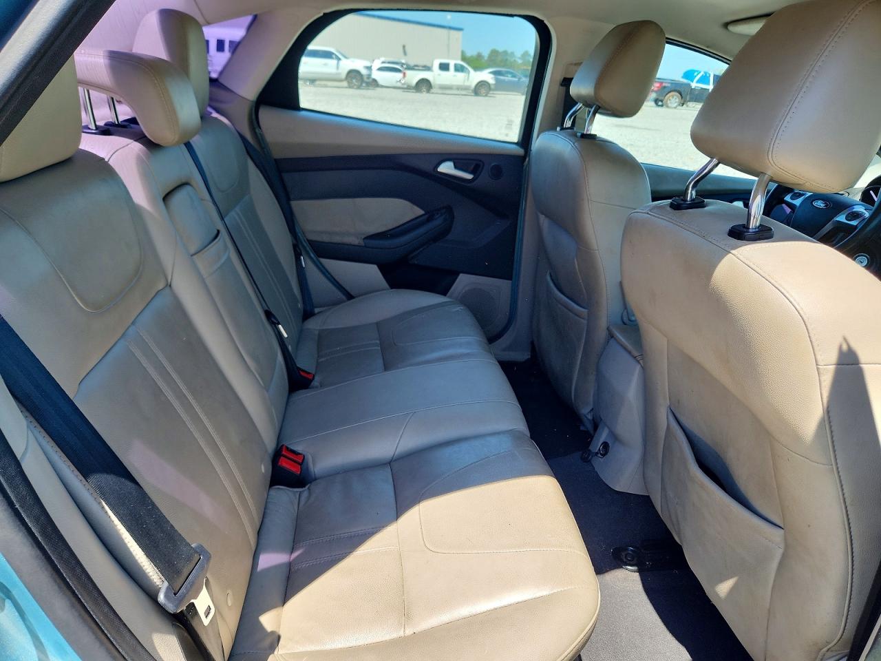 2012 Ford Focus Sel Teal vin: 1FAHP3H29CL117980