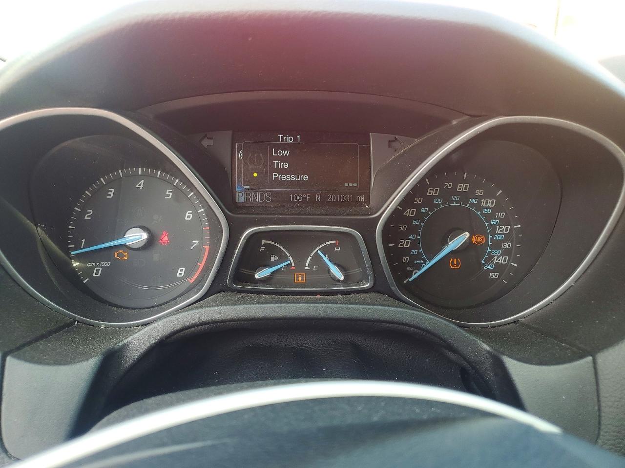 2012 Ford Focus Sel Red vin: 1FAHP3H29CL294237