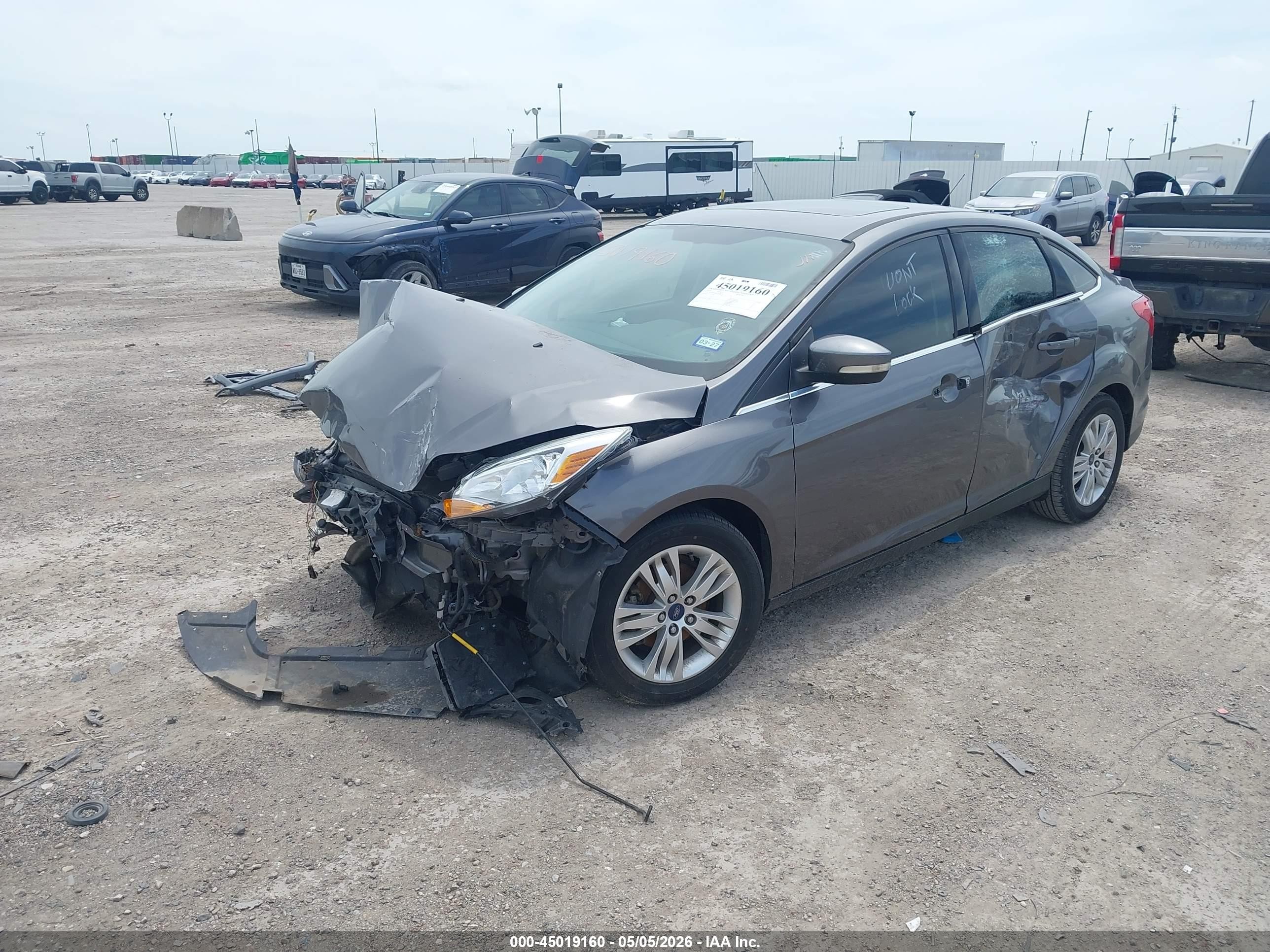 2012 Ford Focus Sel Серый vin: 1FAHP3H29CL410858