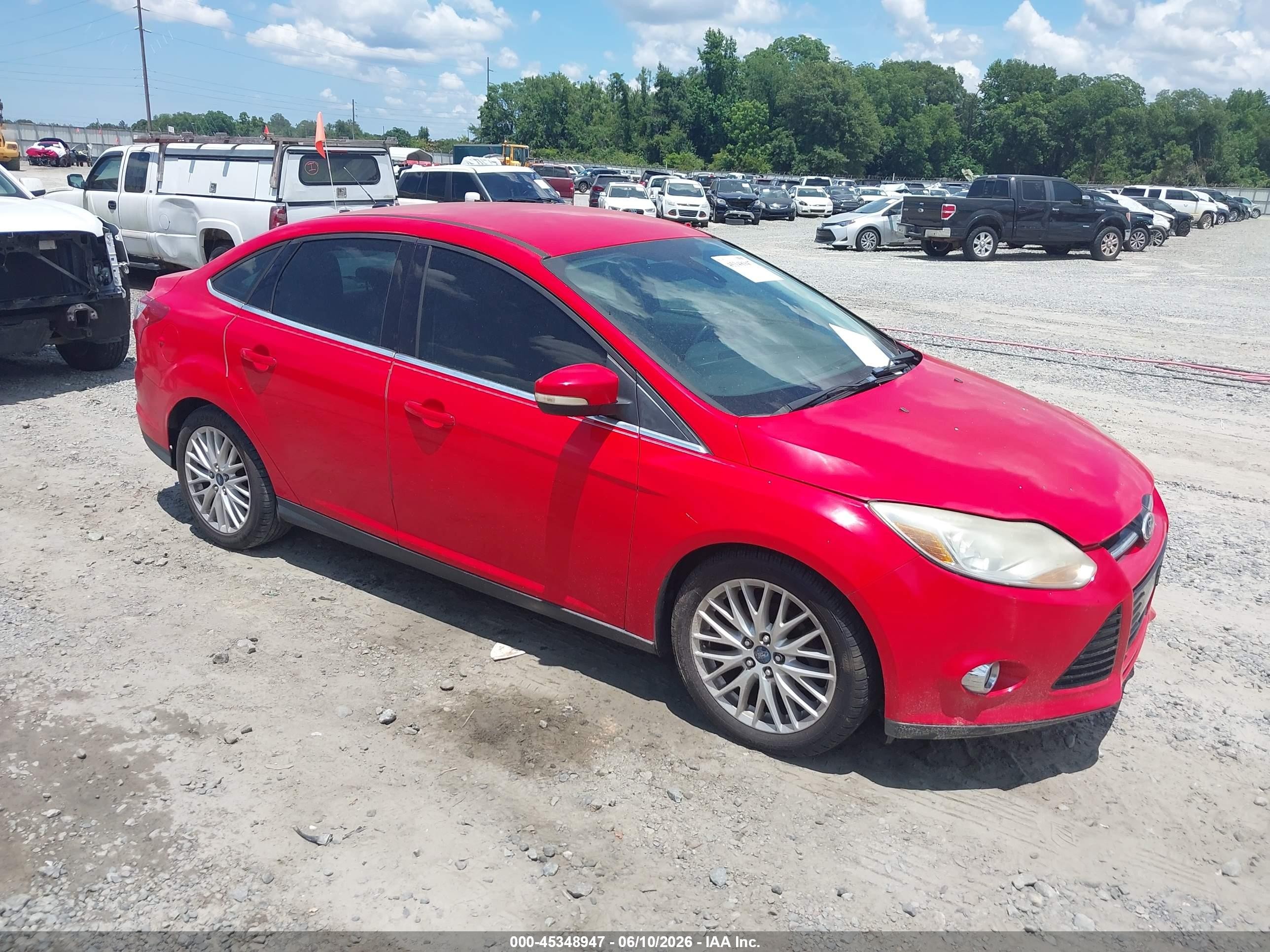 2012 Ford Focus Sel Red vin: 1FAHP3H29CL444525
