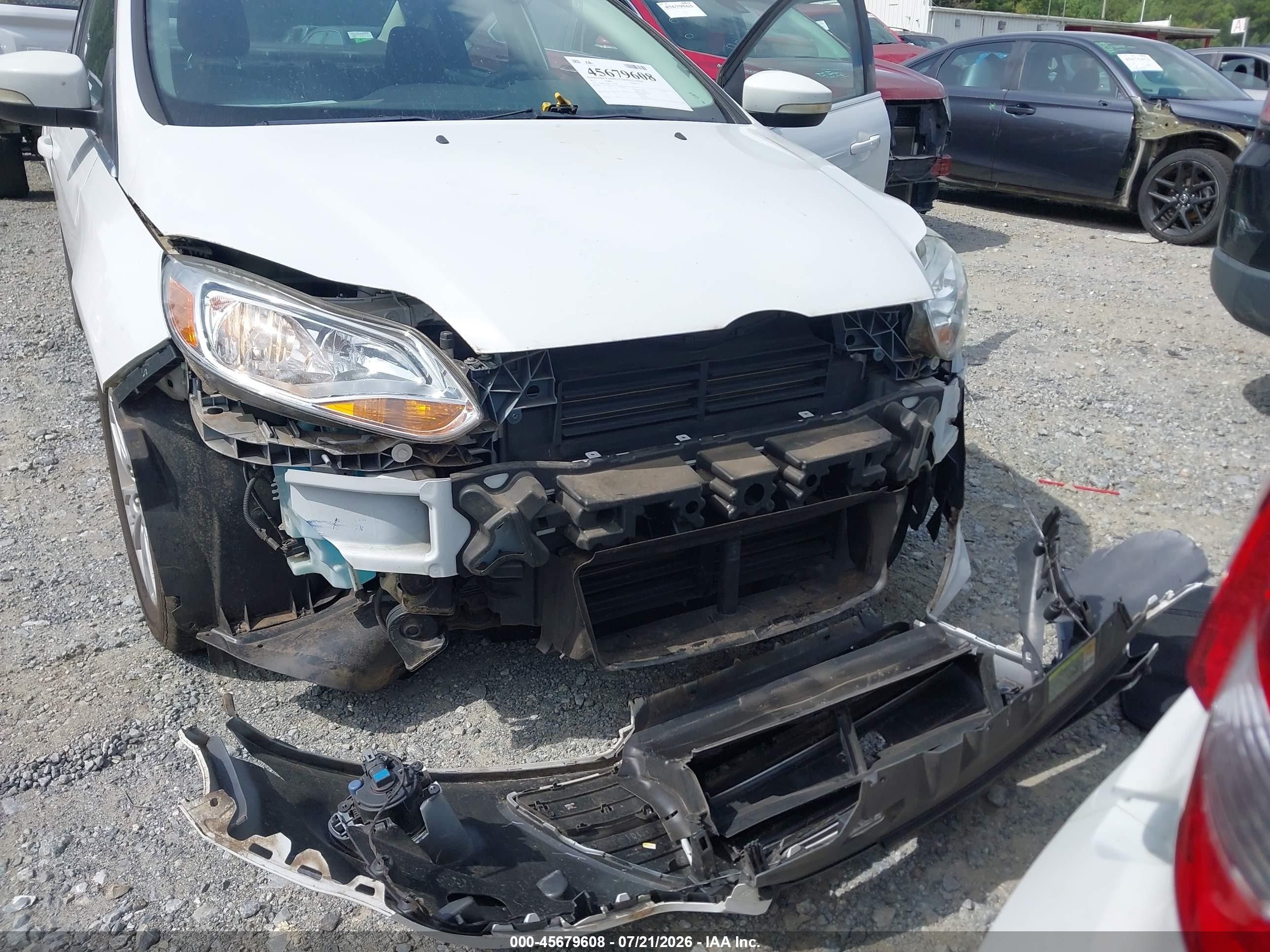 2012 Ford Focus Sel White vin: 1FAHP3H2XCL357748