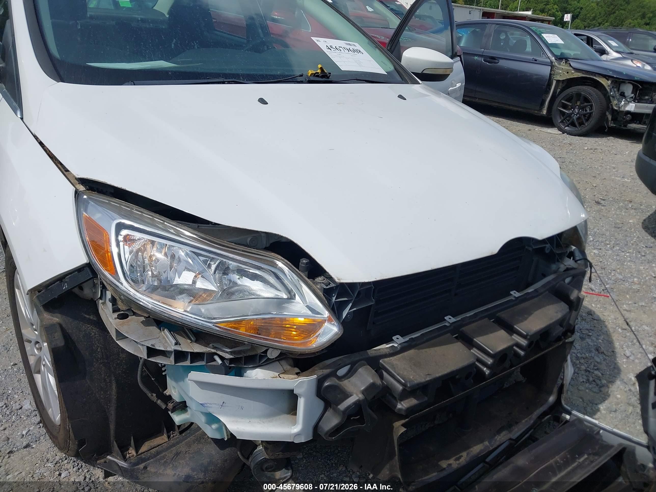 2012 Ford Focus Sel White vin: 1FAHP3H2XCL357748