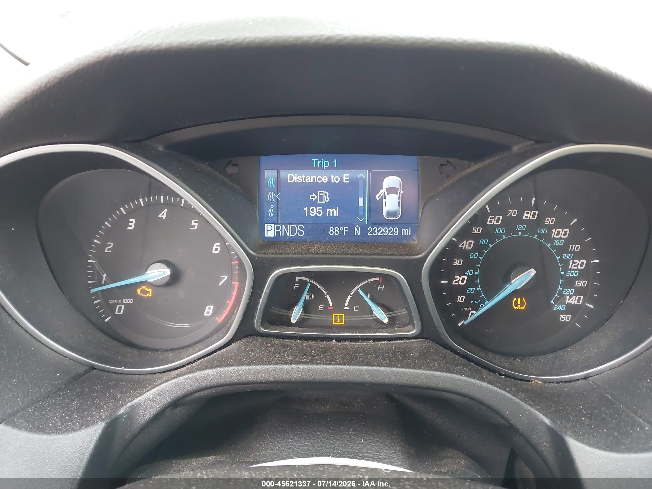 2012 Ford Focus Sel Red vin: 1FAHP3H2XCL393178