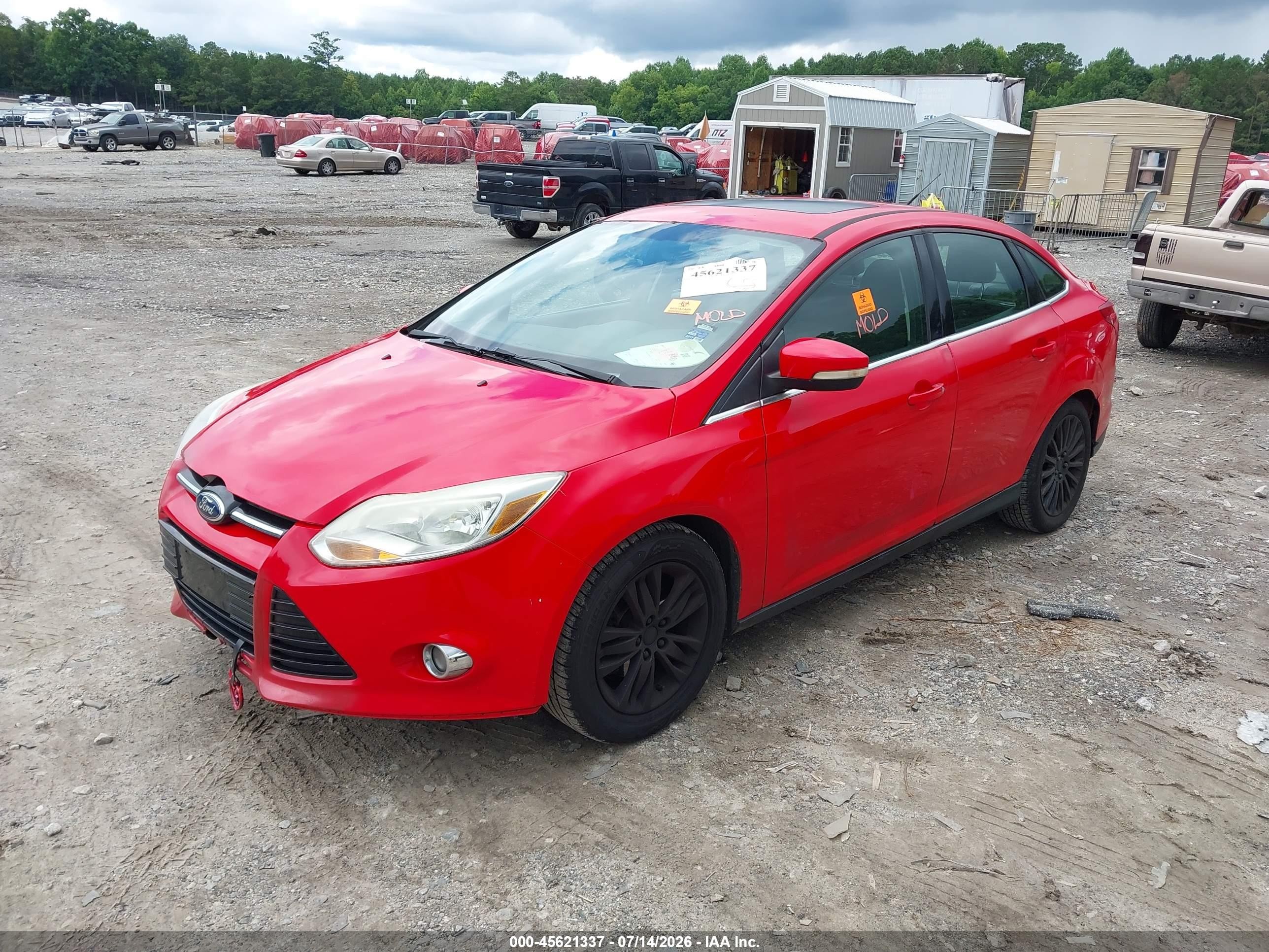 2012 Ford Focus Sel Red vin: 1FAHP3H2XCL393178