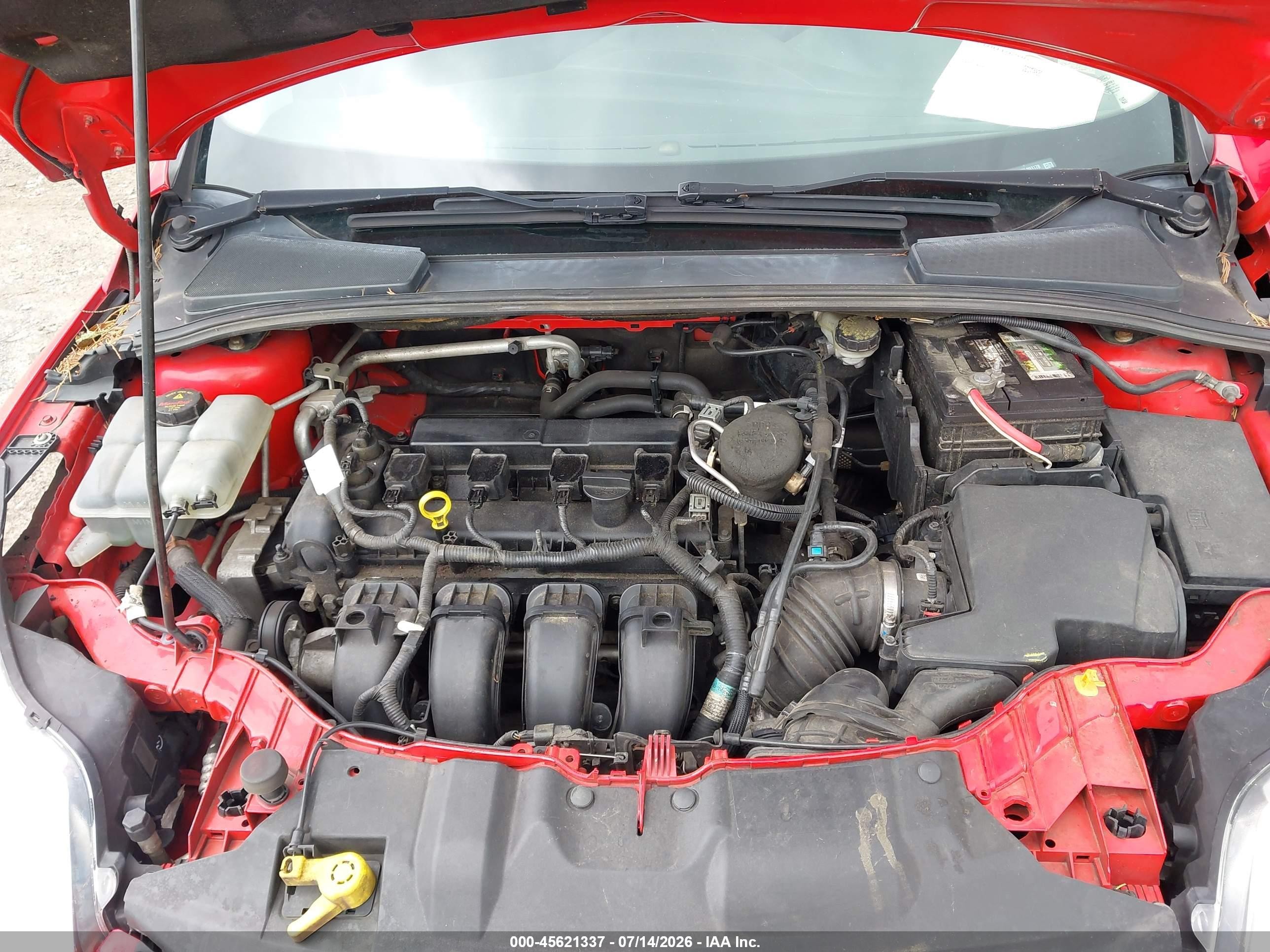 2012 Ford Focus Sel Red vin: 1FAHP3H2XCL393178