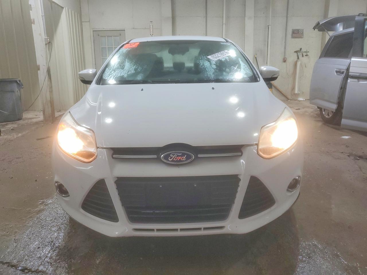 2012 Ford Focus Sel White vin: 1FAHP3H2XCL424283