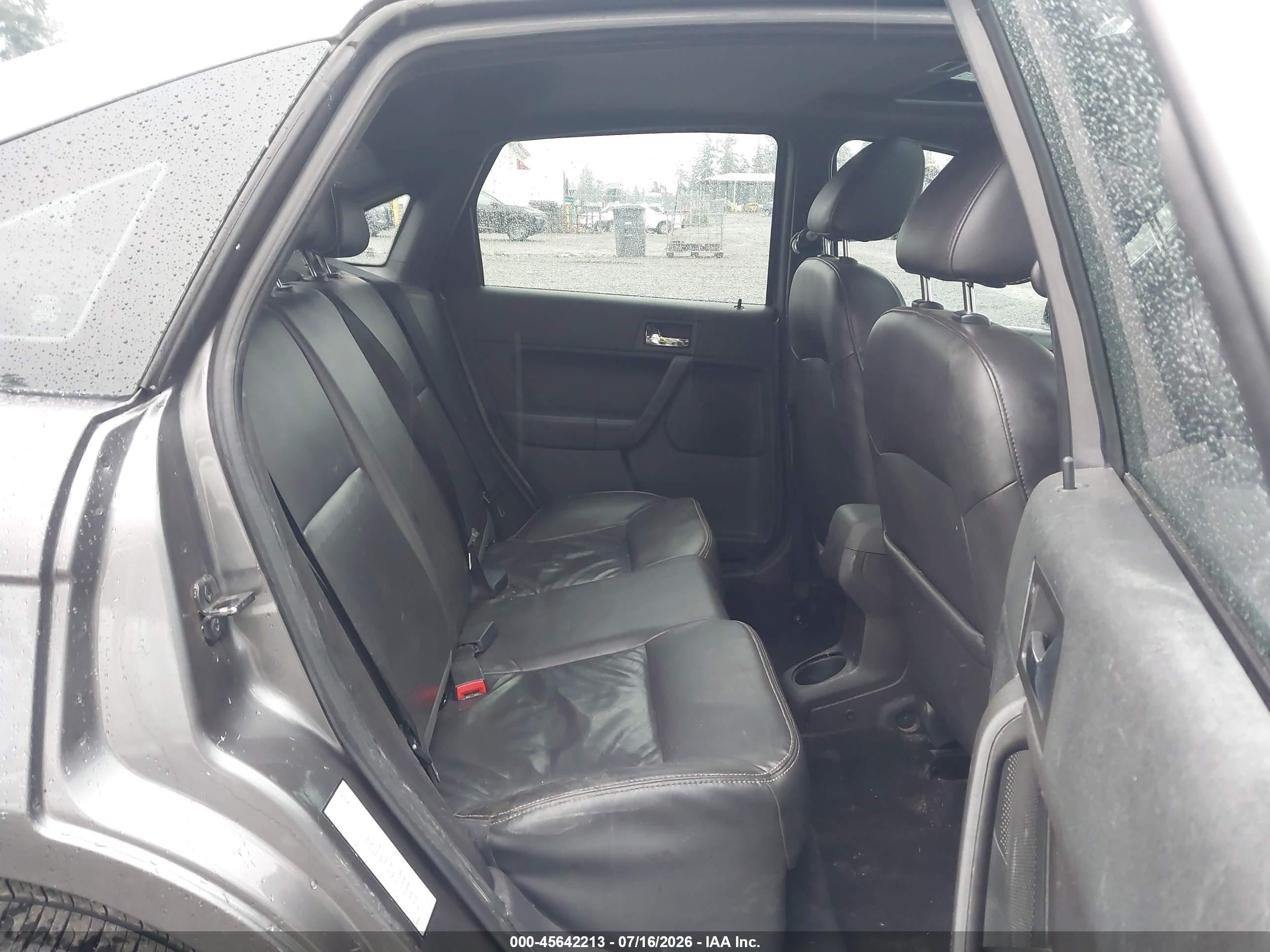 2010 Ford Focus Sel Серый vin: 1FAHP3HN0AW207976
