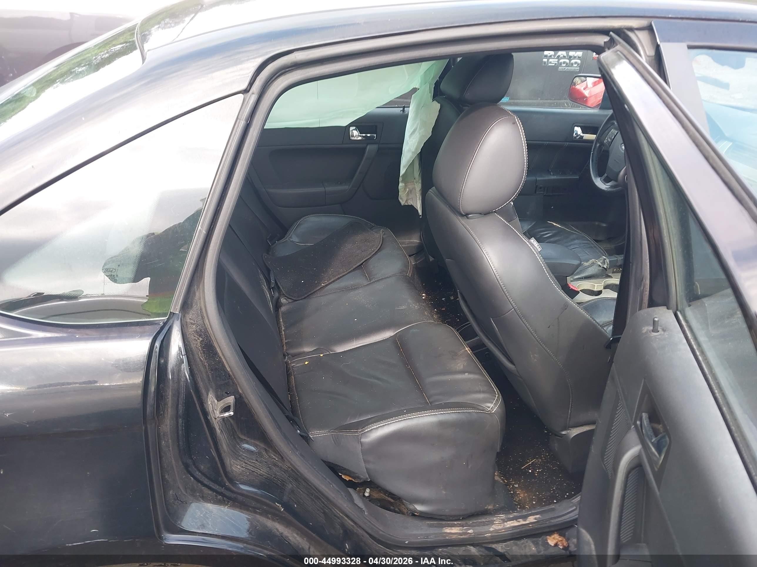 2010 Ford Focus Sel Черный vin: 1FAHP3HN0AW211736