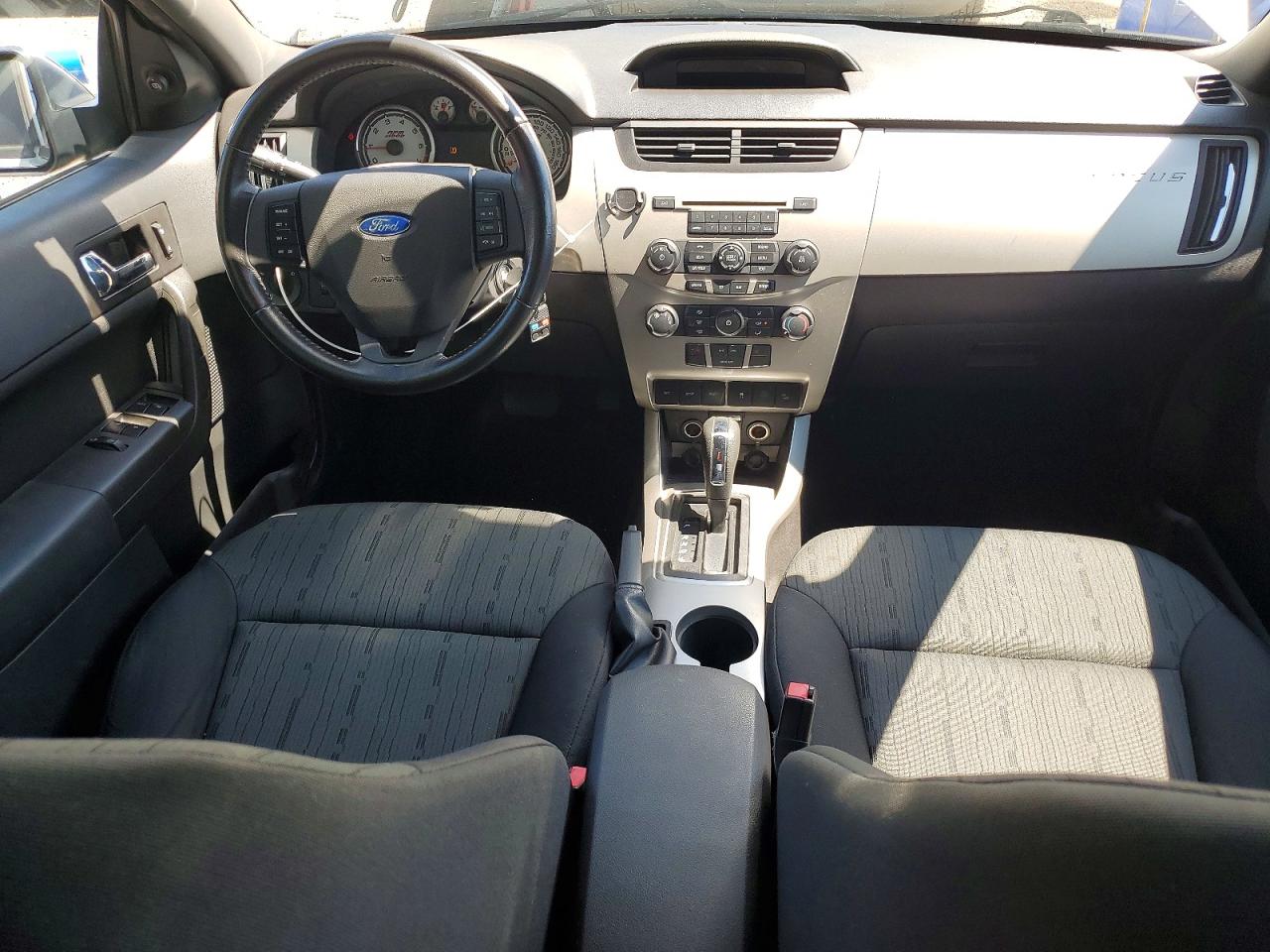 2010 Ford Focus Sel White vin: 1FAHP3HN1AW167536