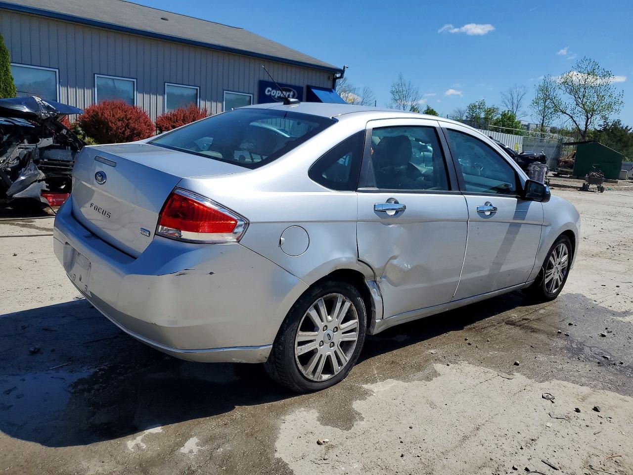 2010 Ford Focus Sel Silver vin: 1FAHP3HN1AW212040