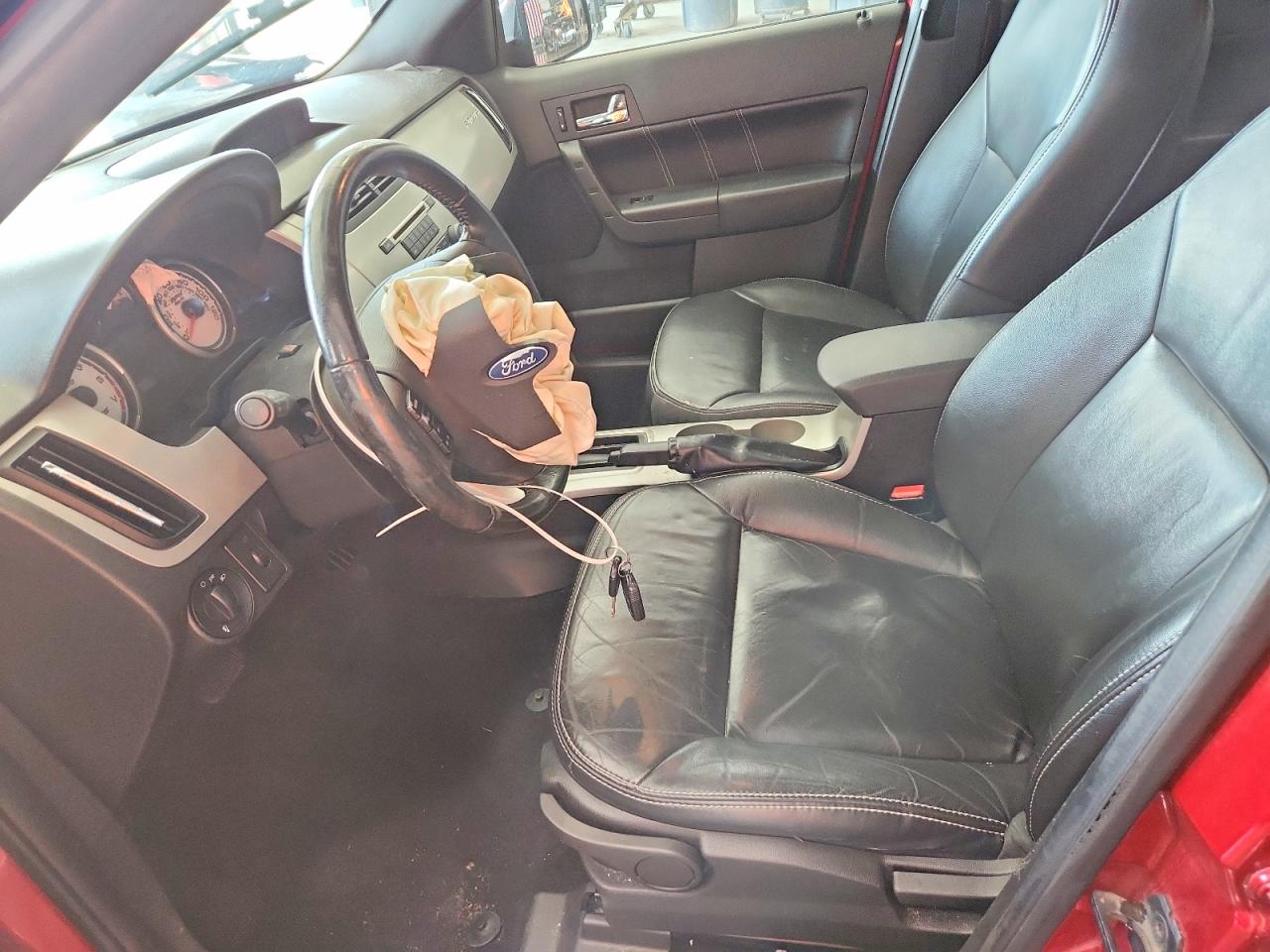 2010 Ford Focus Sel Maroon vin: 1FAHP3HN2AW216730