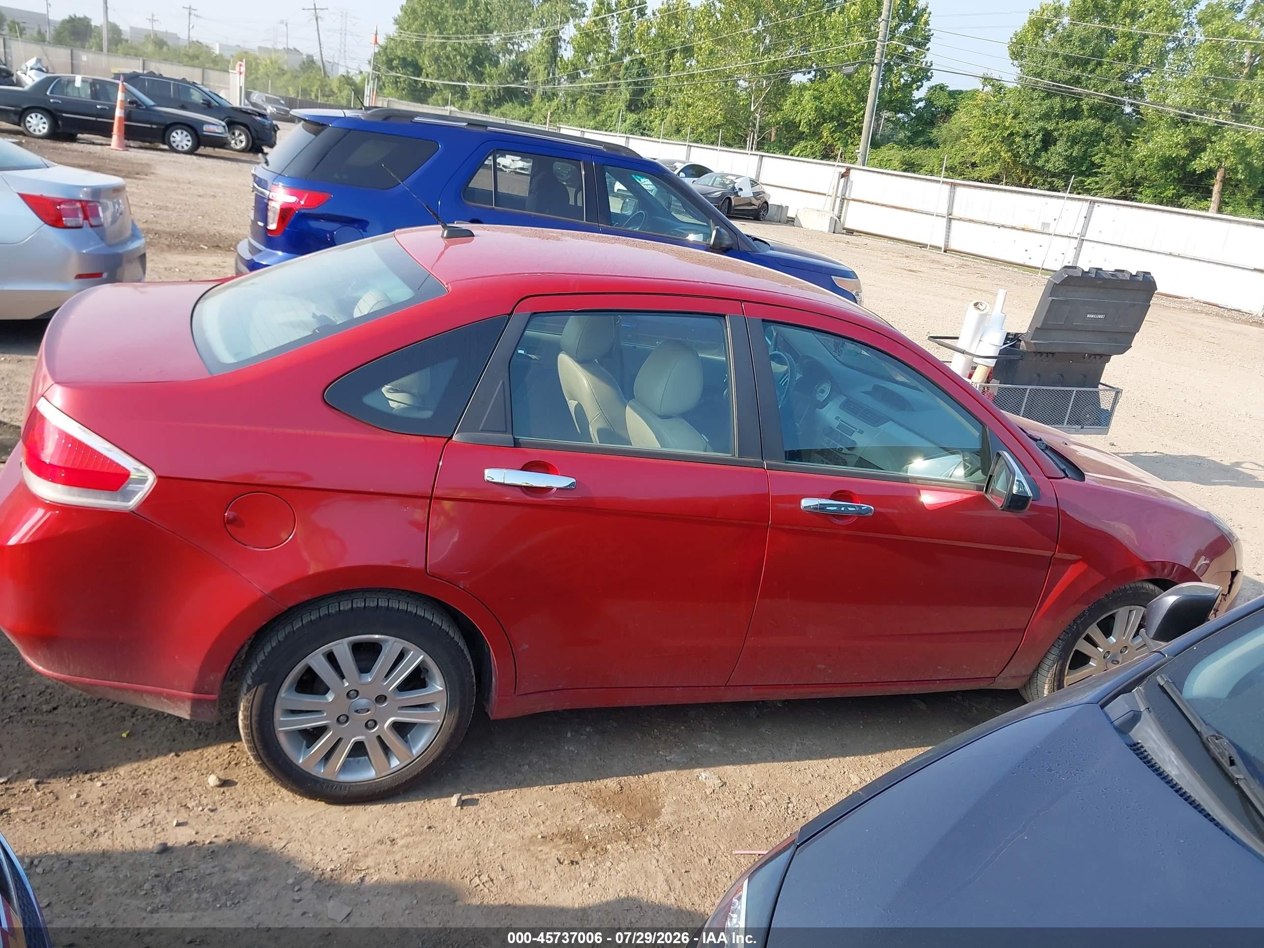 2010 Ford Focus Sel Red vin: 1FAHP3HN3AW172947