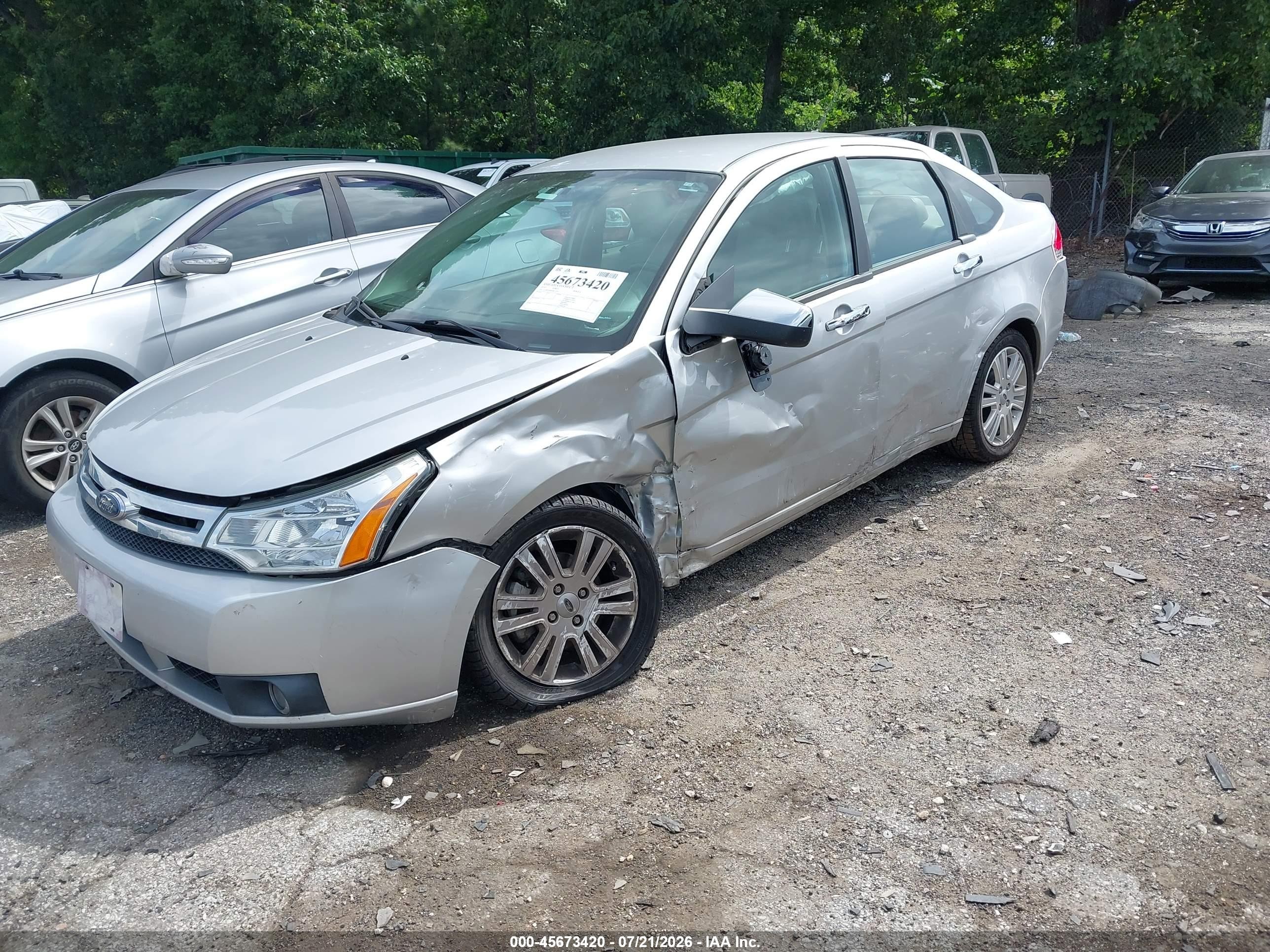 2010 Ford Focus Sel Silver vin: 1FAHP3HN6AW172957