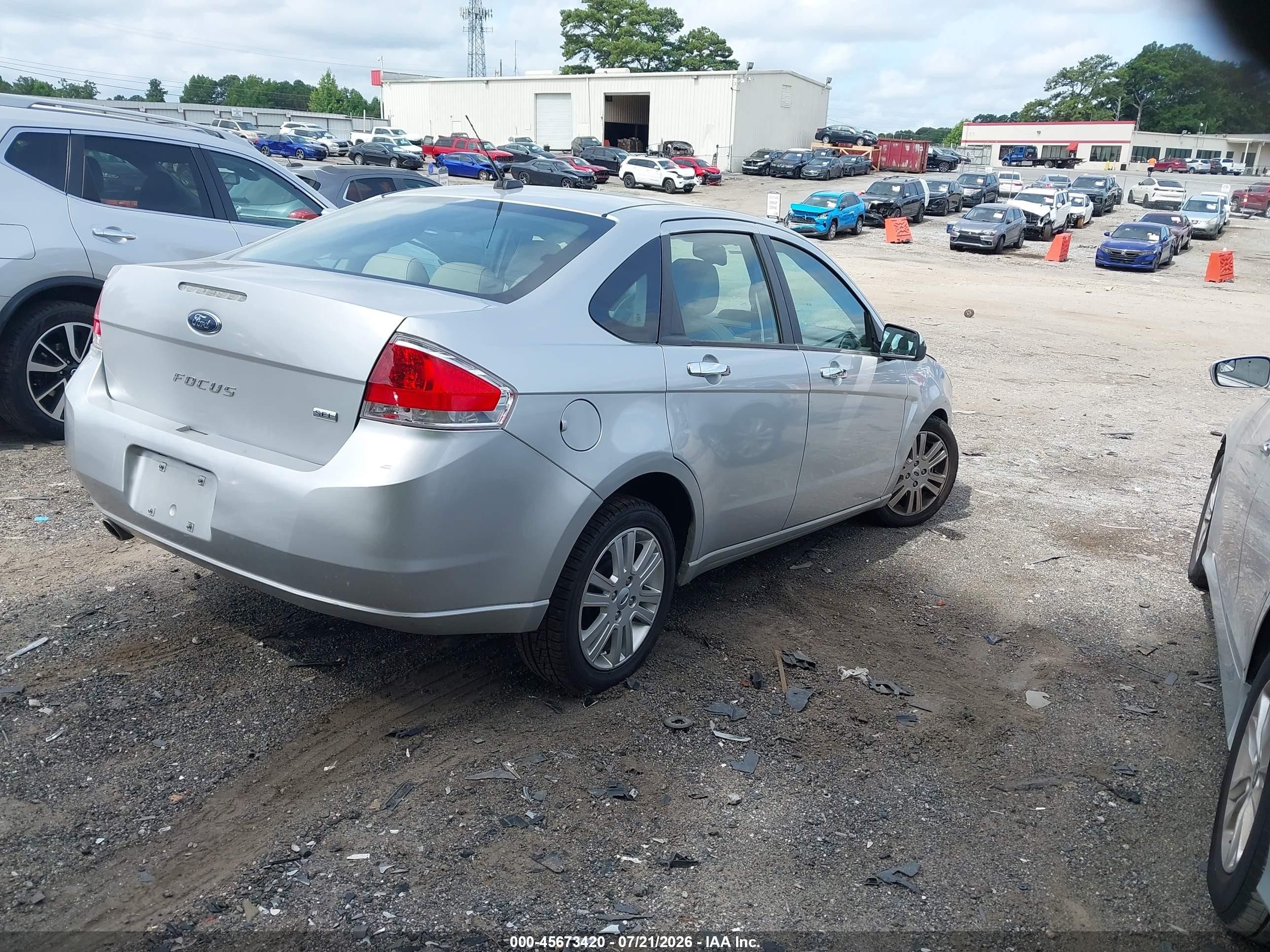 2010 Ford Focus Sel Silver vin: 1FAHP3HN6AW172957