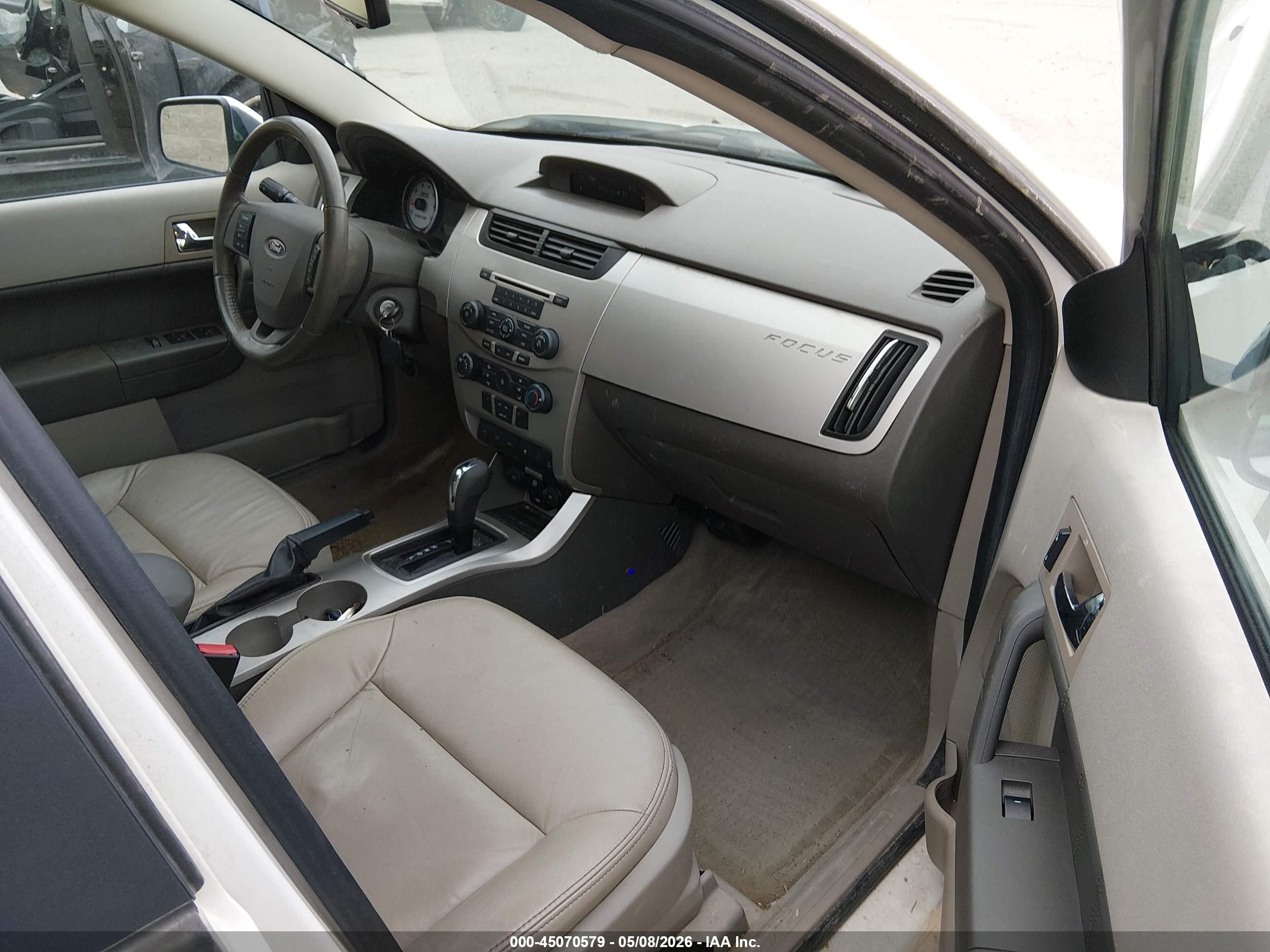 2010 Ford Focus Sel Cream vin: 1FAHP3HN6AW199446