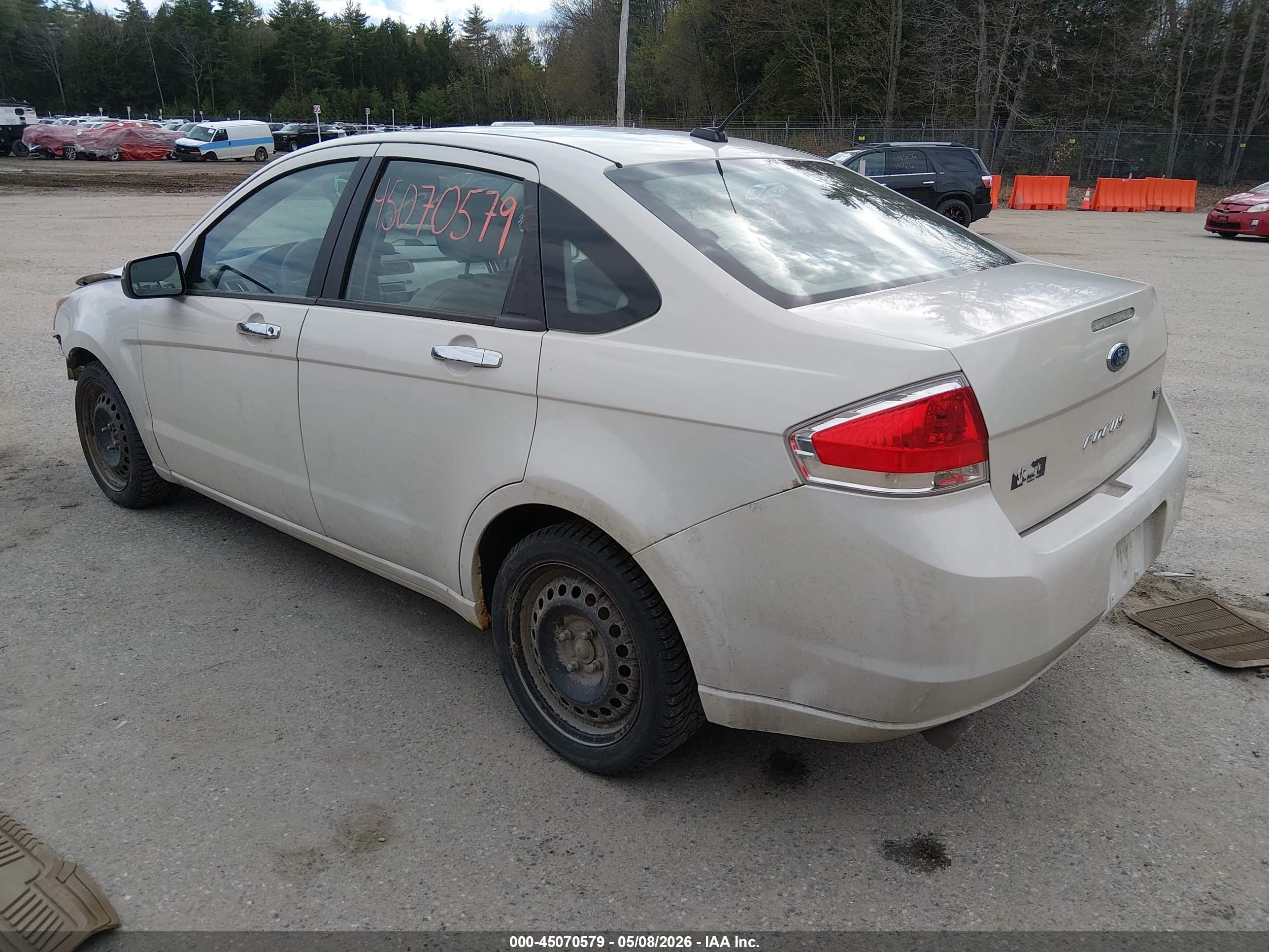 2010 Ford Focus Sel Cream vin: 1FAHP3HN6AW199446