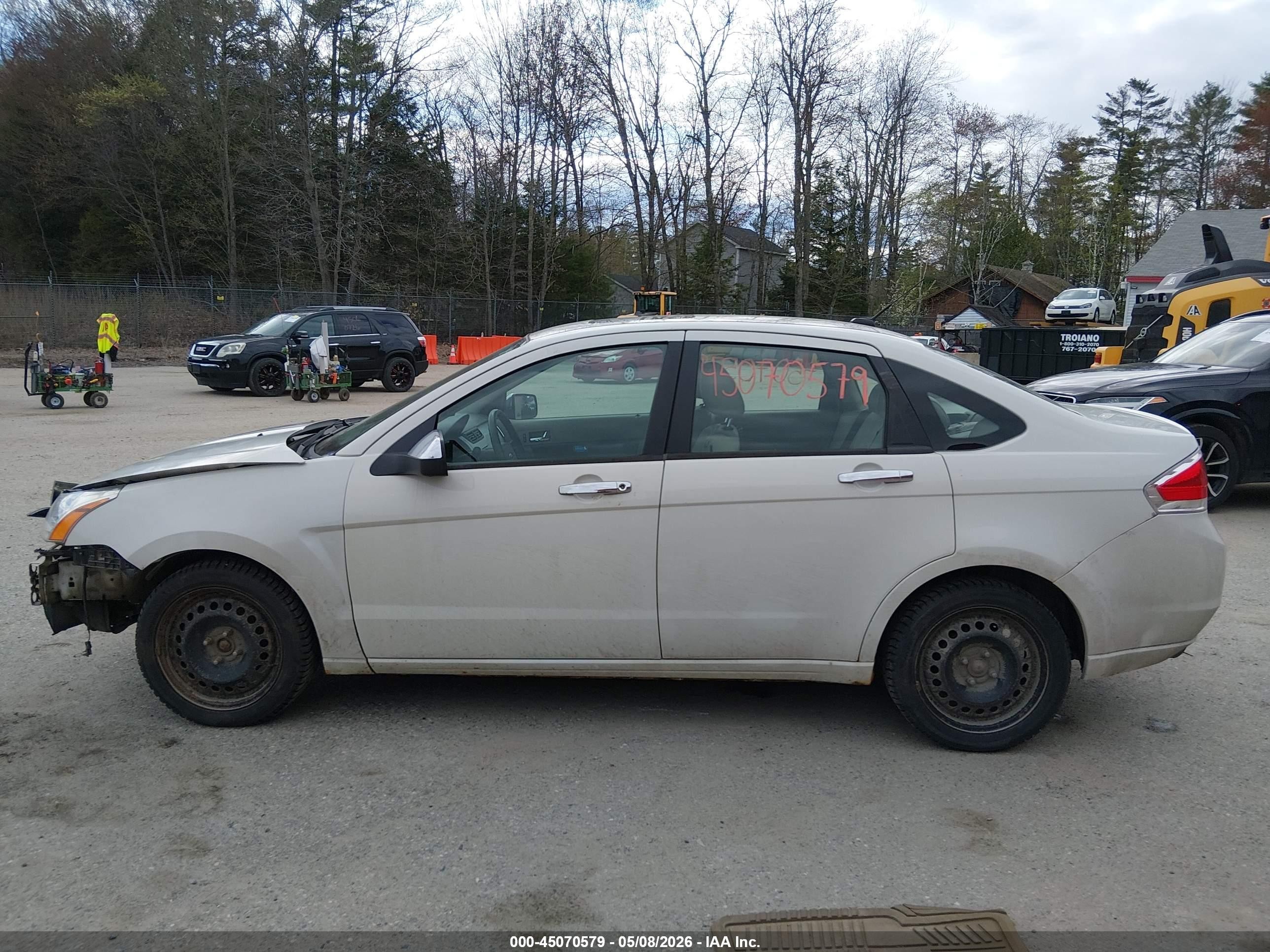 2010 Ford Focus Sel Cream vin: 1FAHP3HN6AW199446