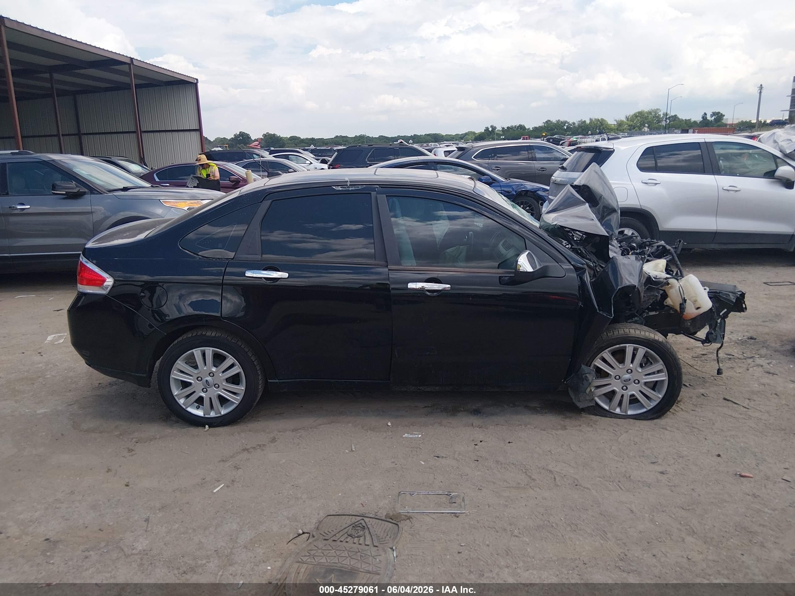 2010 Ford Focus Sel Black vin: 1FAHP3HN6AW207397