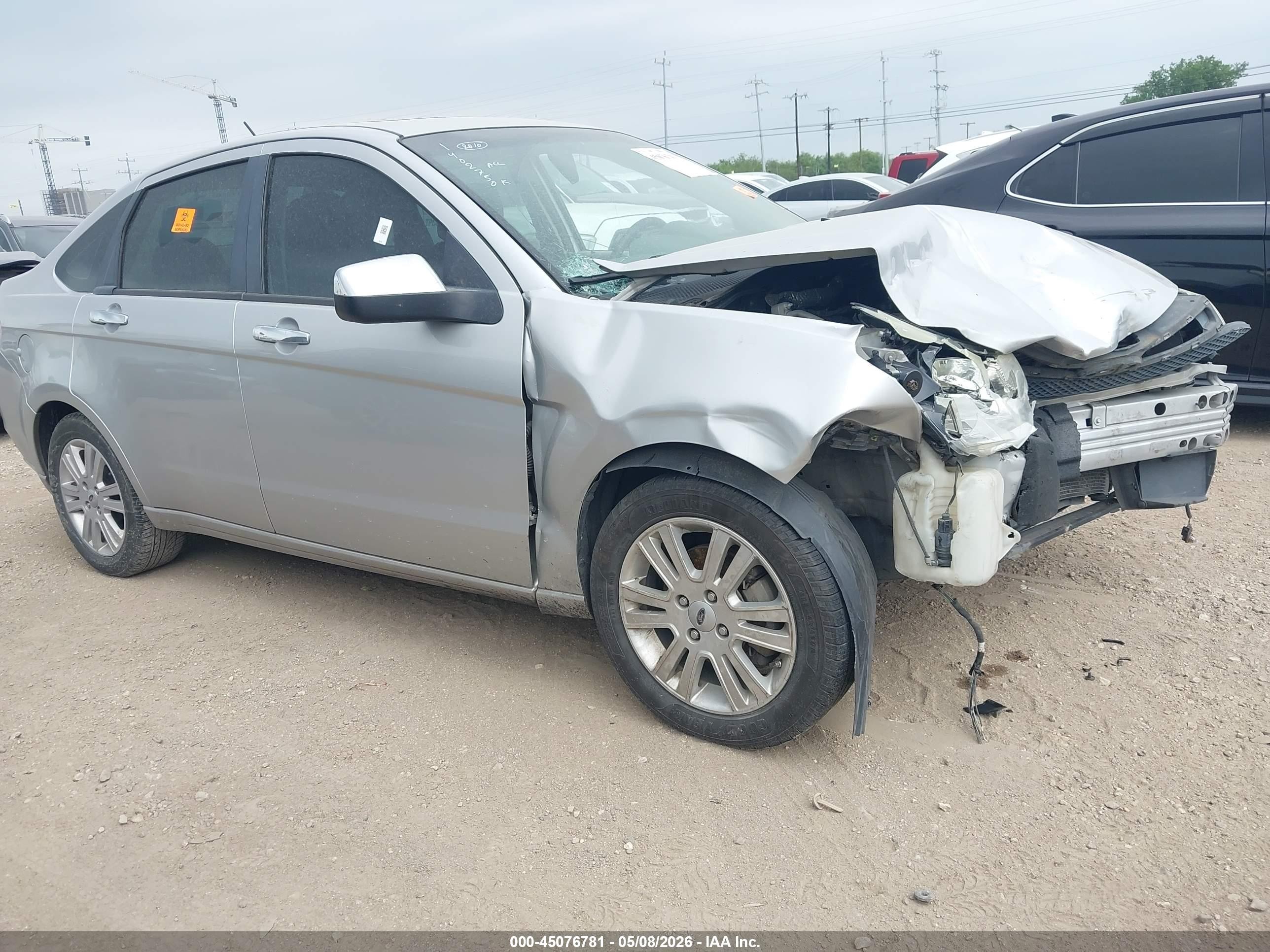 2010 Ford Focus Sel Silver vin: 1FAHP3HN6AW230811