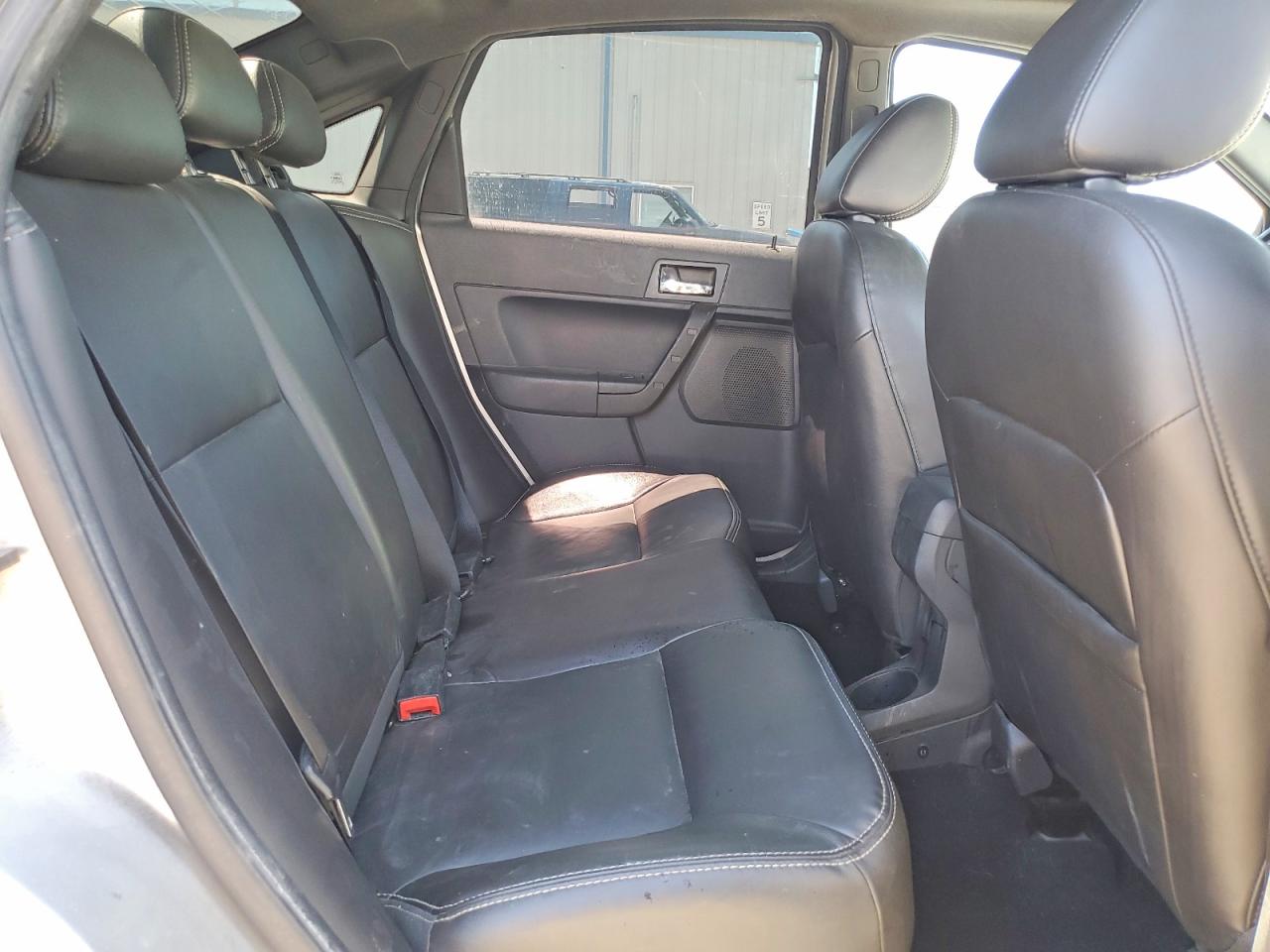 2010 Ford Focus Sel Silver vin: 1FAHP3HN6AW273898
