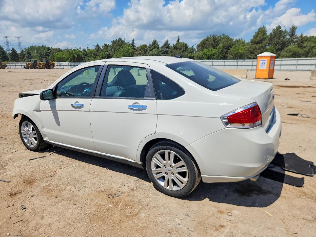 2011 Ford Focus Sel White vin: 1FAHP3HN6BW143895