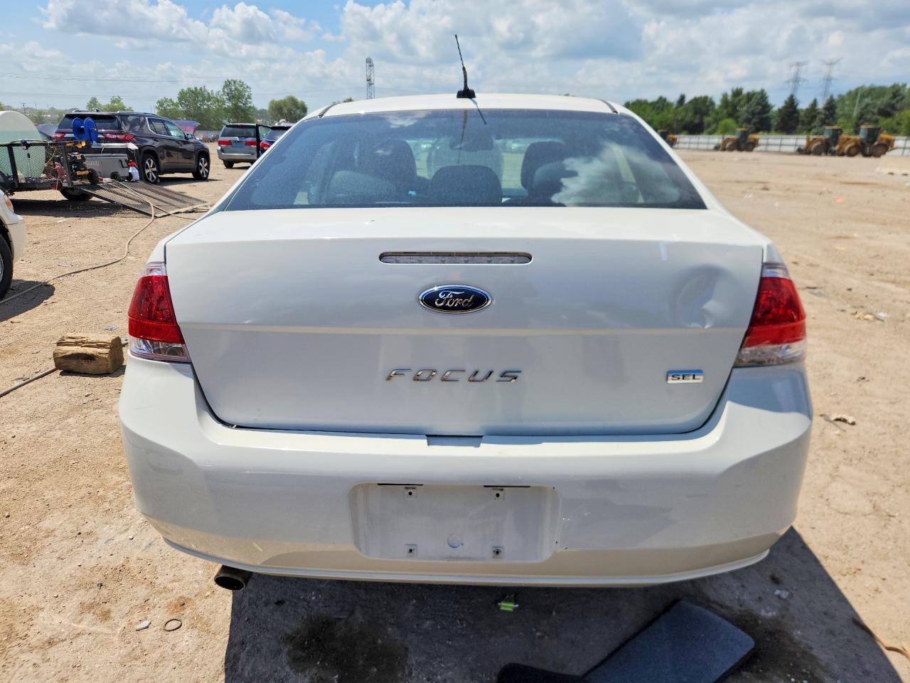 2011 Ford Focus Sel White vin: 1FAHP3HN6BW143895
