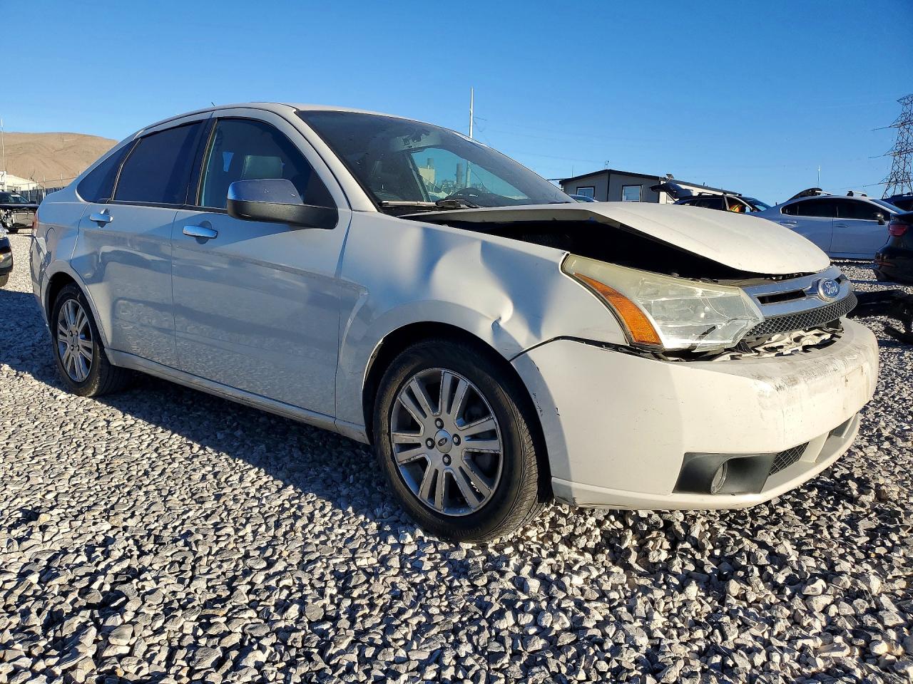2011 Ford Focus Sel White vin: 1FAHP3HN7BW107262