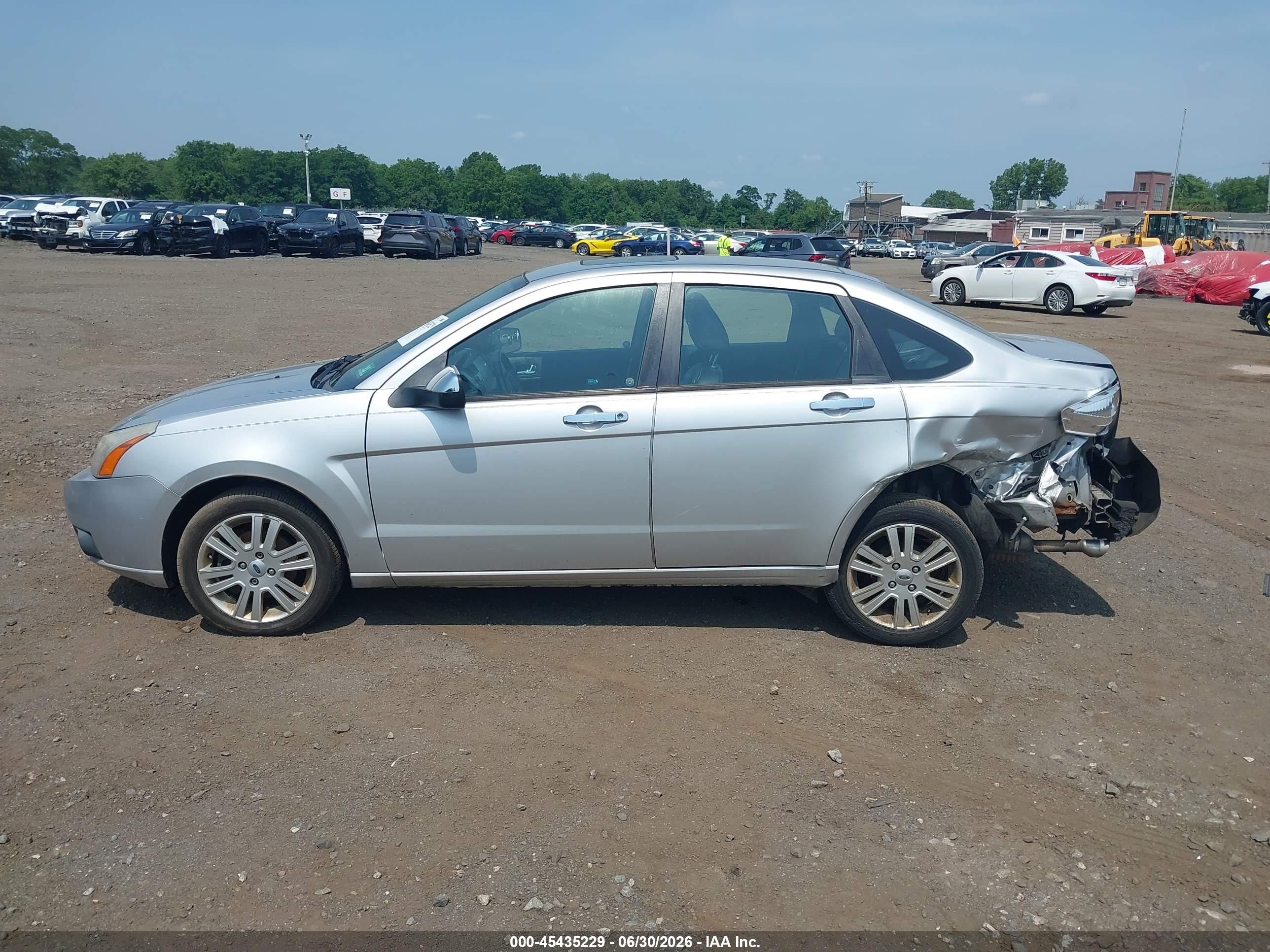 2010 Ford Focus Sel Silver vin: 1FAHP3HNXAW167647