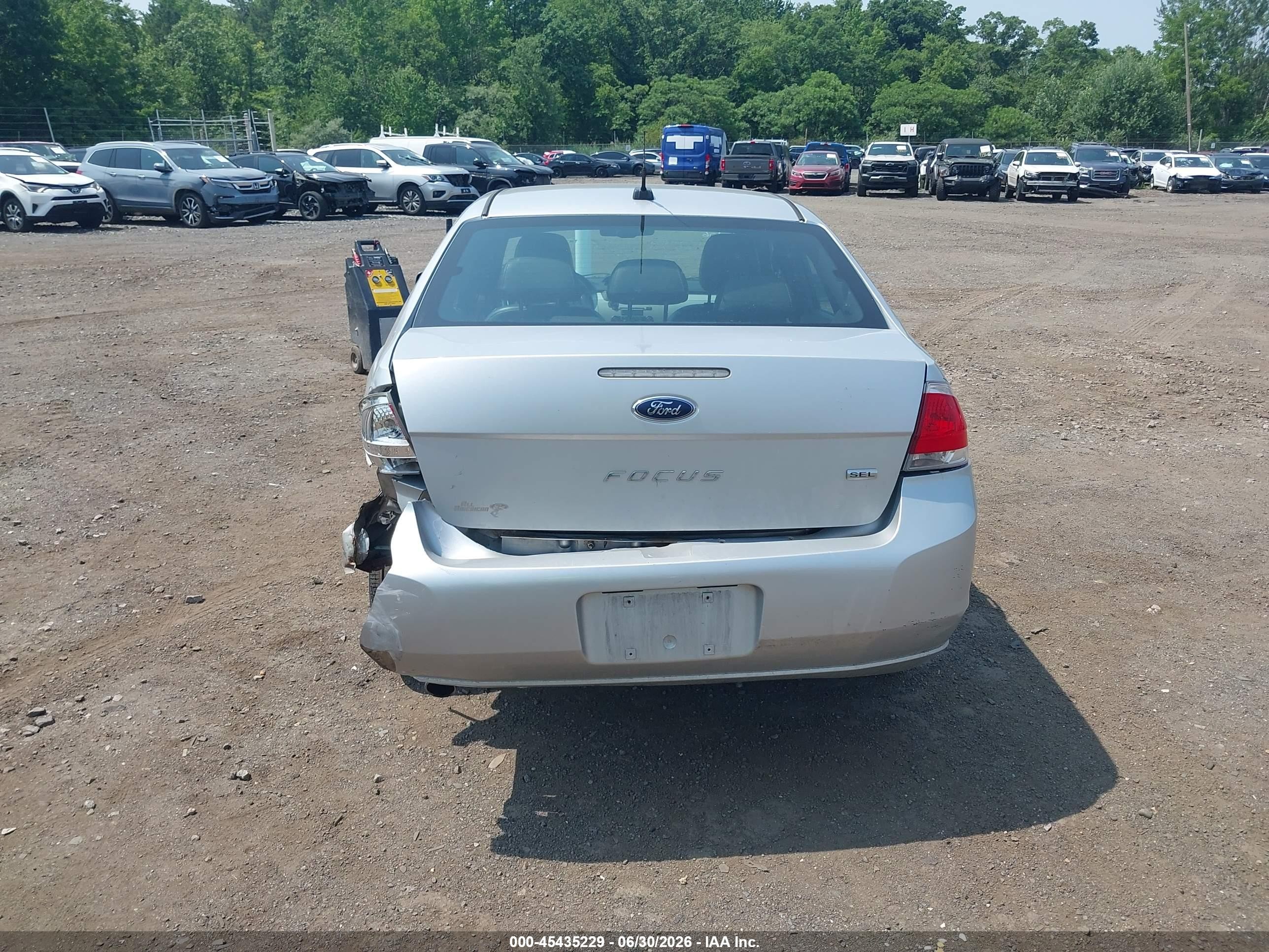 2010 Ford Focus Sel Silver vin: 1FAHP3HNXAW167647