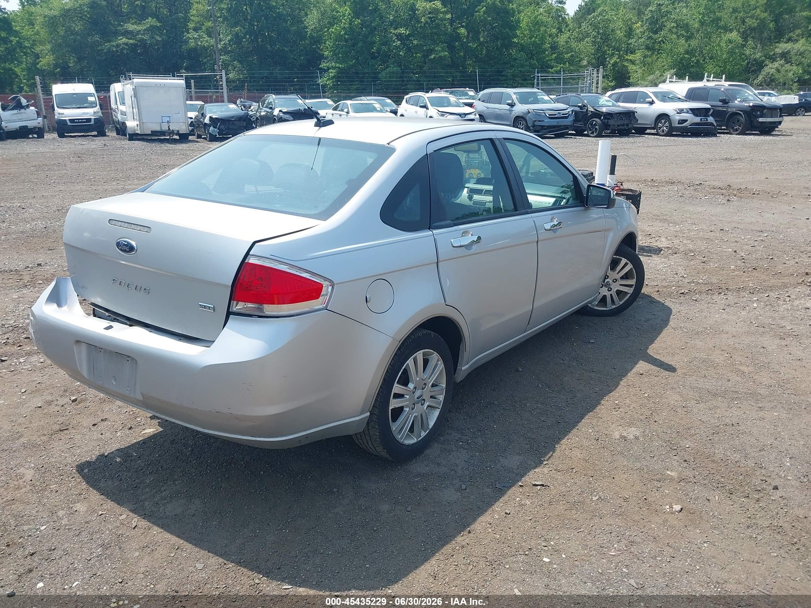 2010 Ford Focus Sel Silver vin: 1FAHP3HNXAW167647