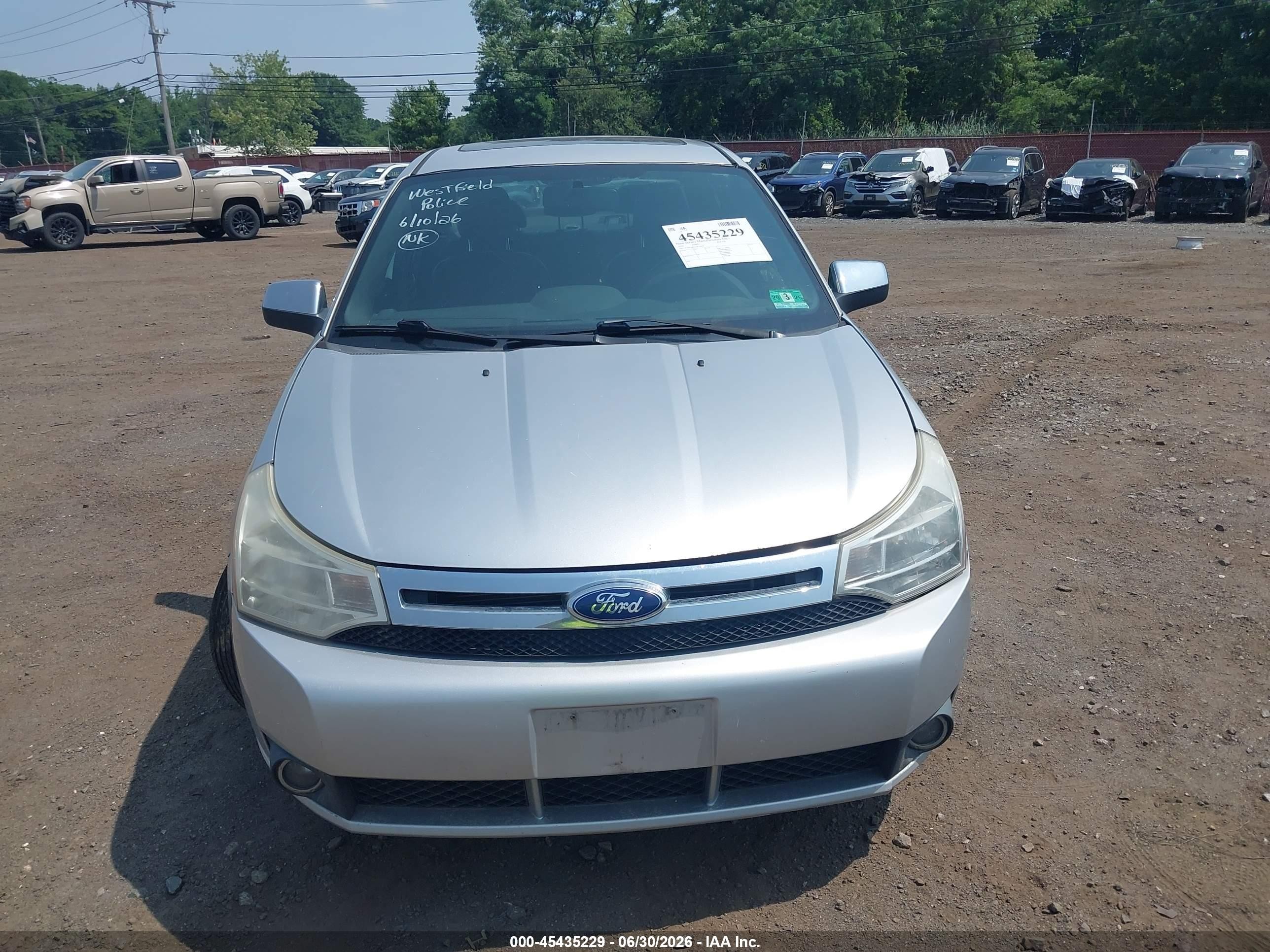 2010 Ford Focus Sel Silver vin: 1FAHP3HNXAW167647