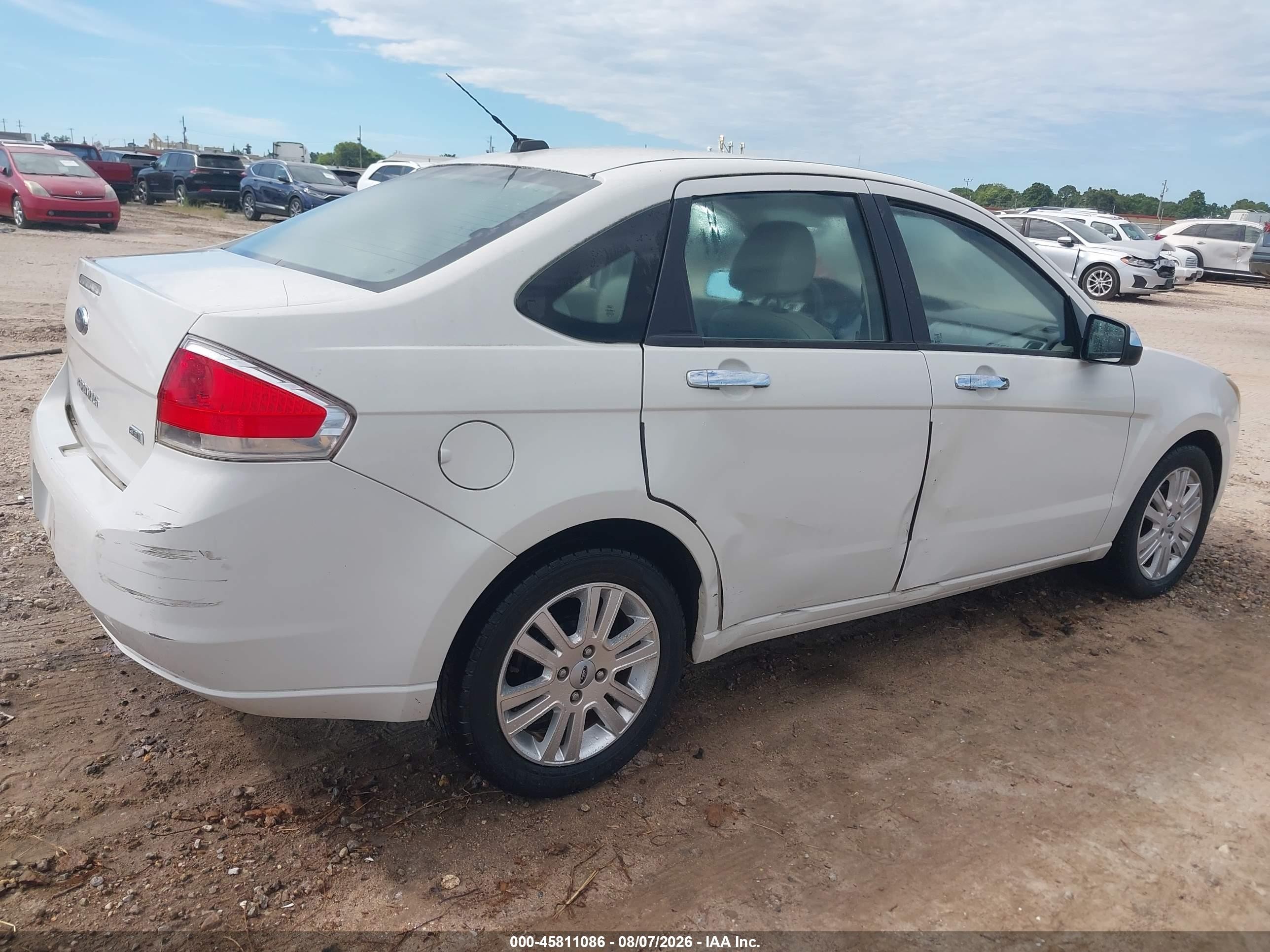 2010 Ford Focus Sel White vin: 1FAHP3HNXAW208679