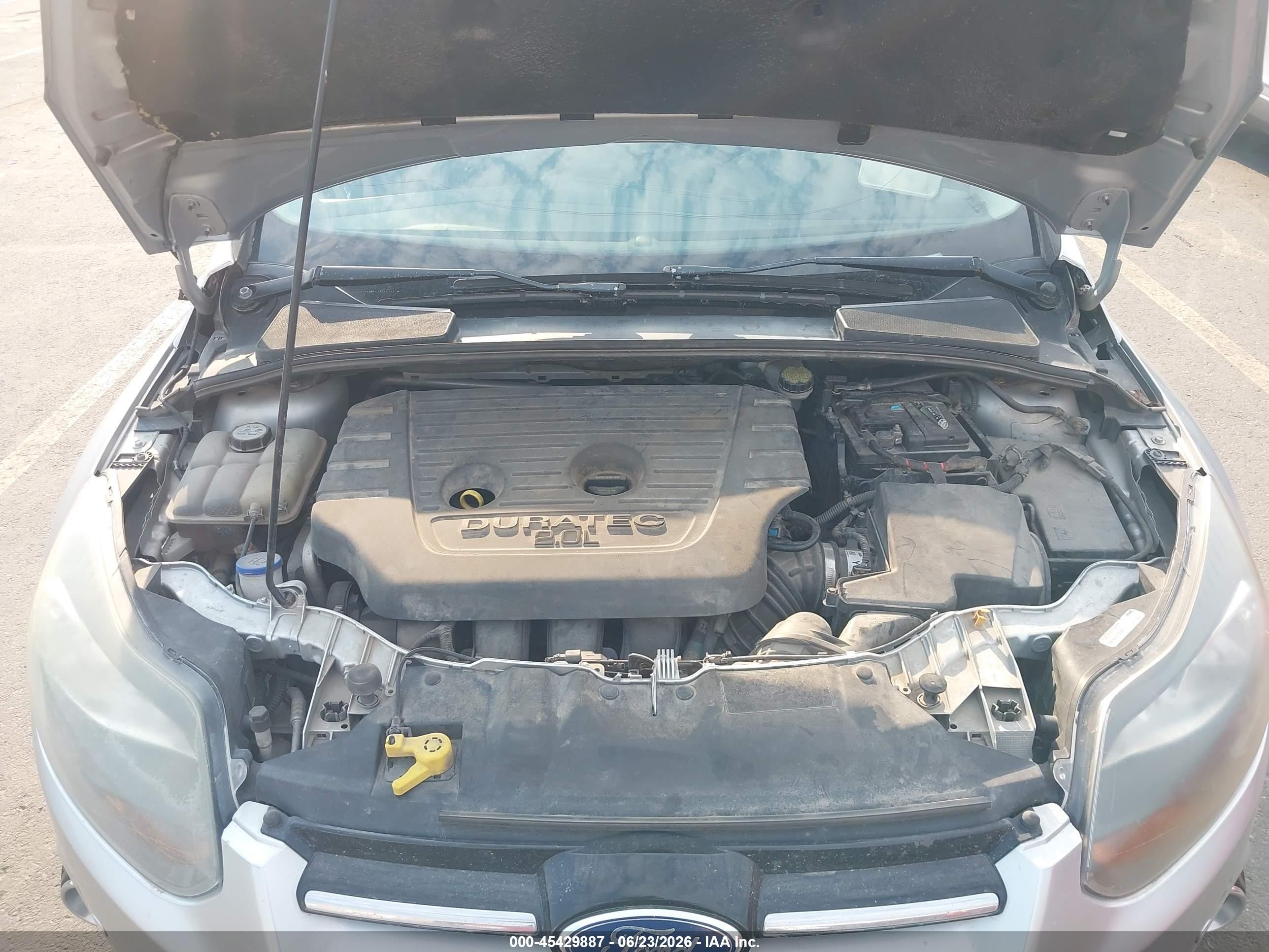2012 Ford Focus Titanium Silver vin: 1FAHP3J21CL133049