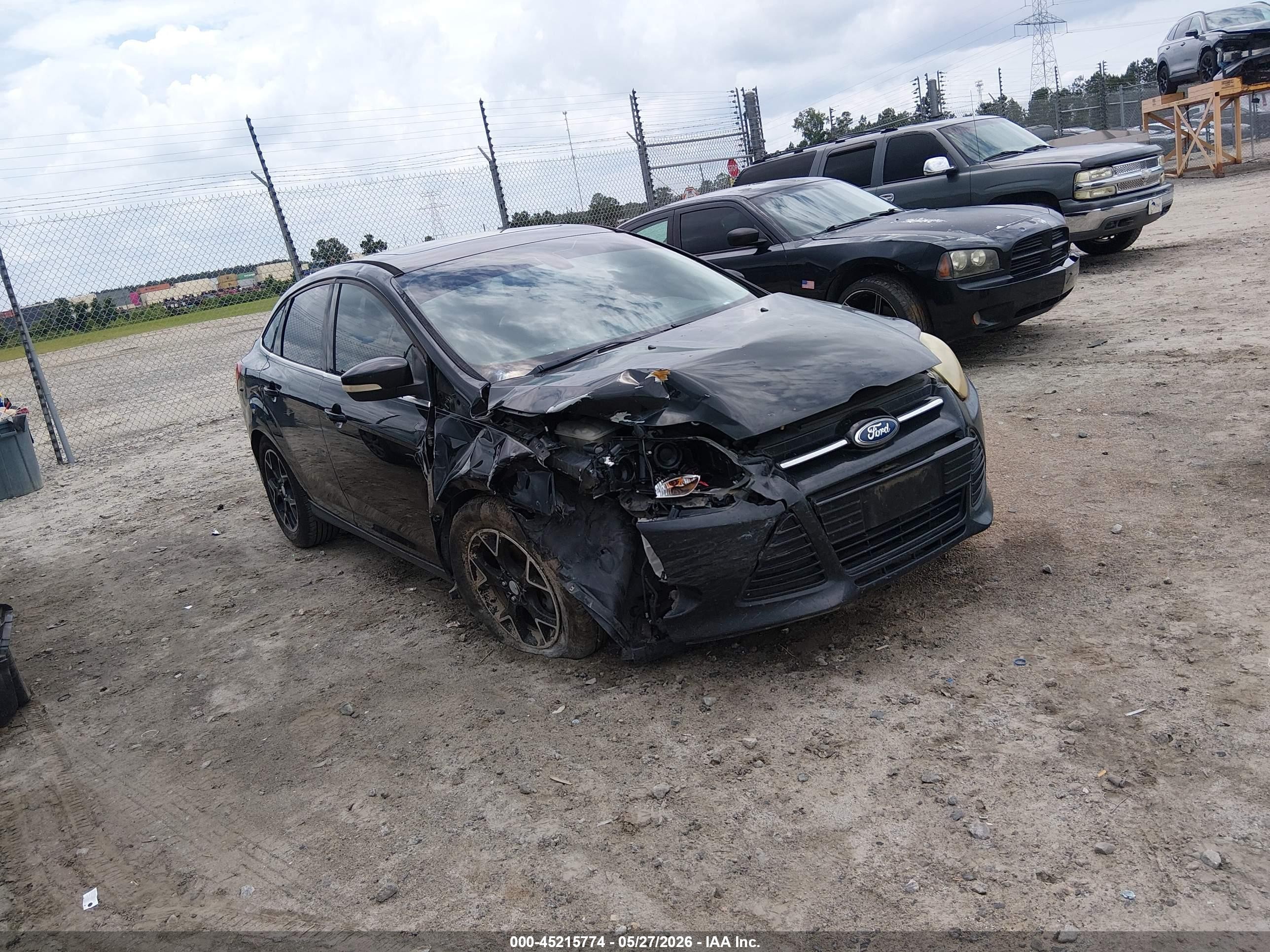 2012 Ford Focus Titanium Black vin: 1FAHP3J21CL151373