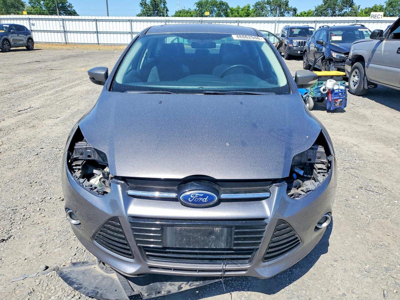 2012 Ford Focus Titanium Gray vin: 1FAHP3J21CL422870